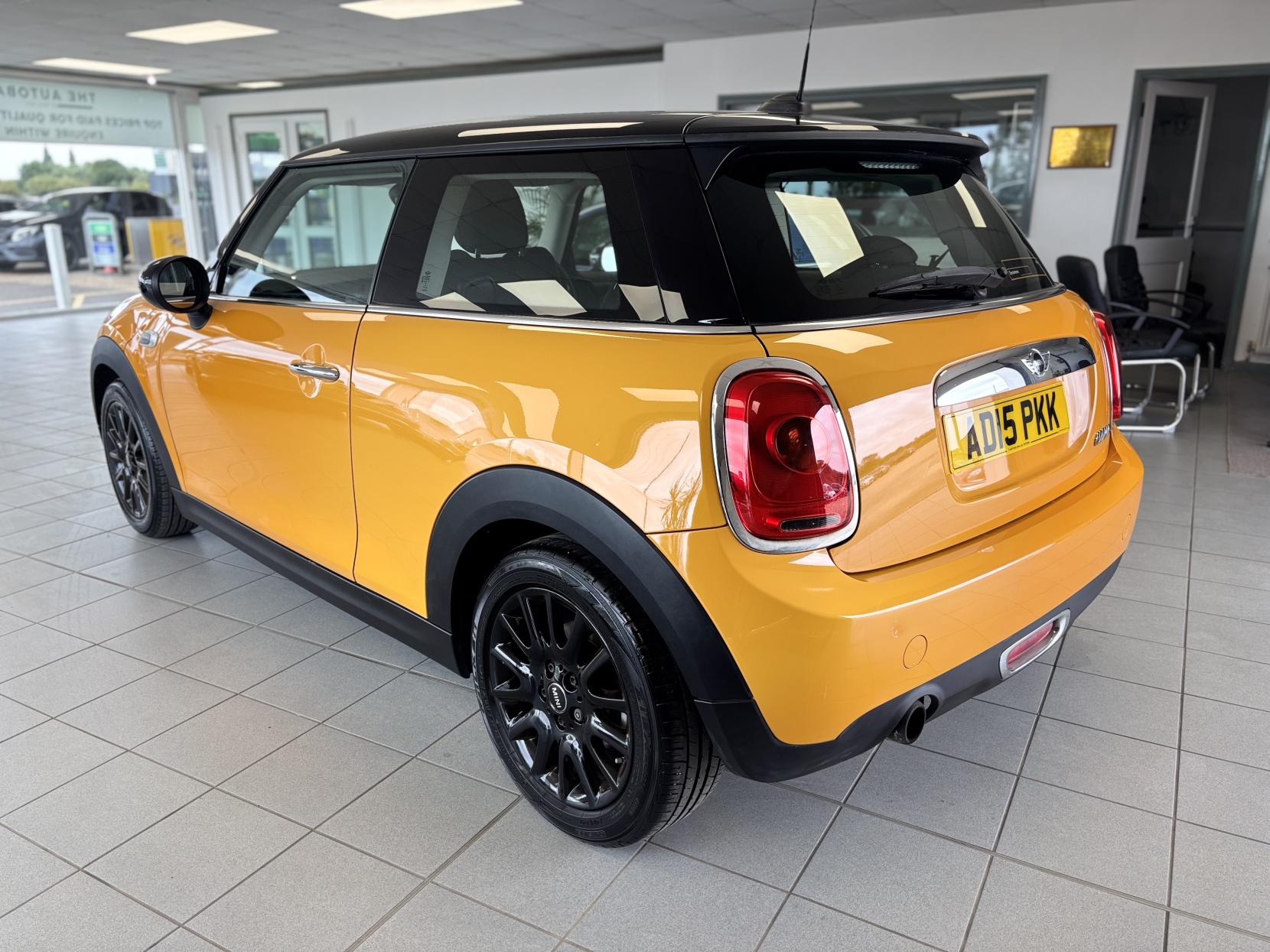 MINI Hatch 1.5 Cooper Hatchback 3dr Petrol Manual Euro 6 (s/s) (136 ps)