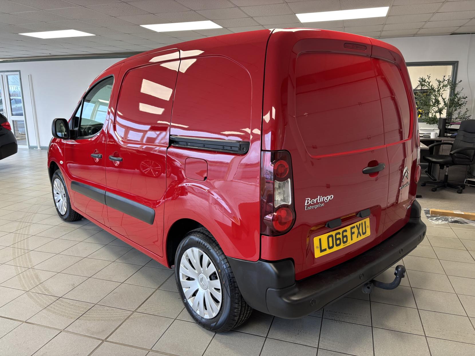 Citroen Berlingo 1.6 BlueHDi 625 Enterprise Panel Van 5dr Diesel Manual L1 (112 g/km, 75 bhp)