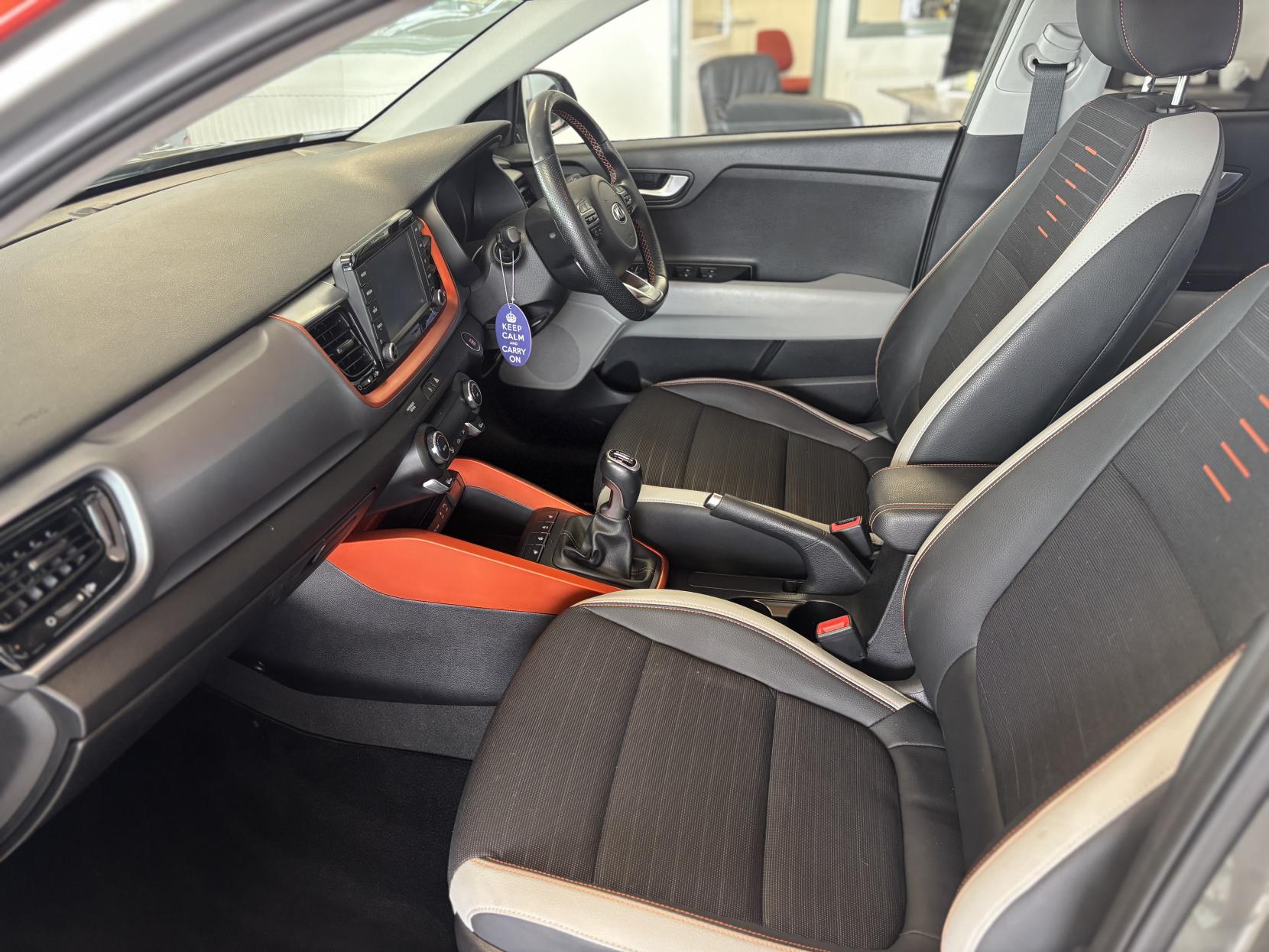 Kia Stonic 1.6 CRDi First Edition SUV 5dr Diesel Manual Euro 6 (s/s) (108 bhp)