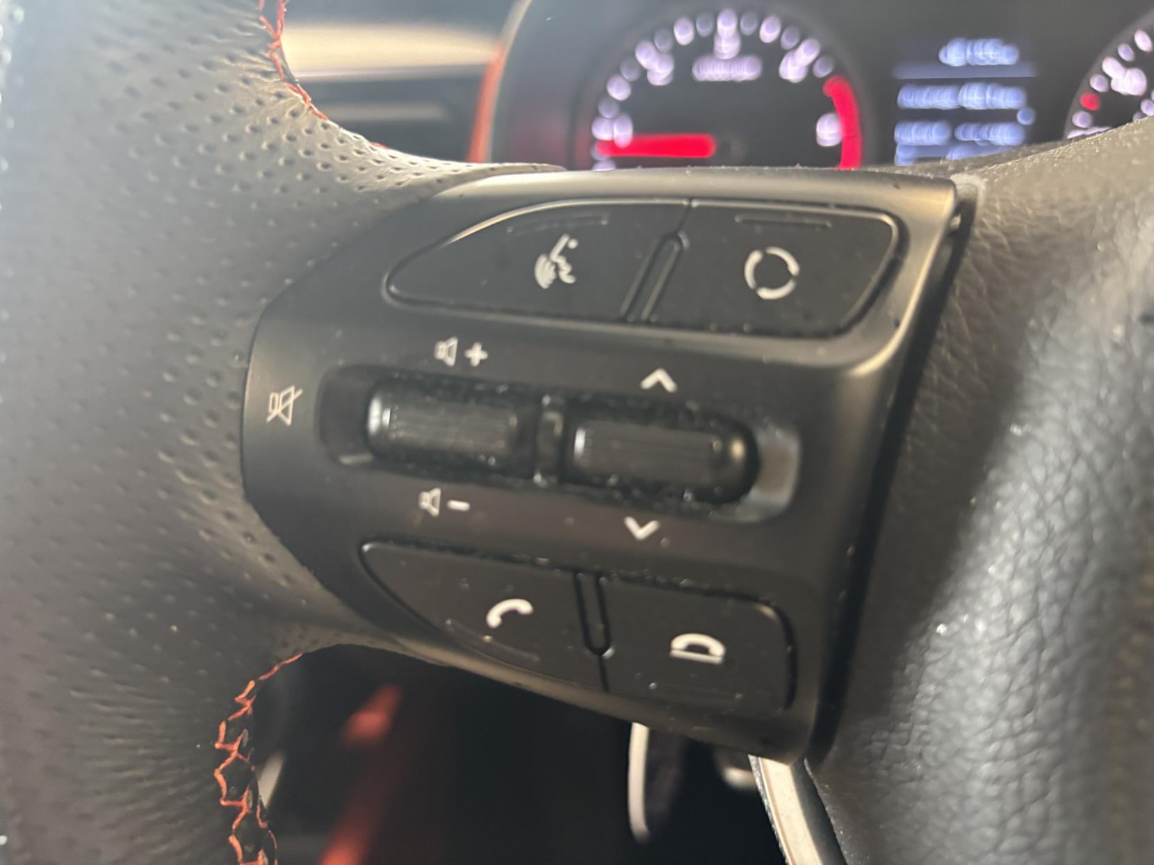Kia Stonic 1.6 CRDi First Edition SUV 5dr Diesel Manual Euro 6 (s/s) (108 bhp)