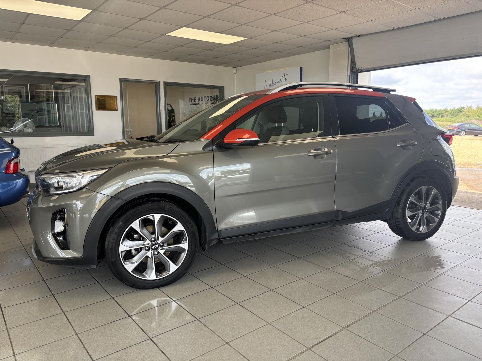 Kia Stonic 1.6 CRDi First Edition SUV 5dr Diesel Manual Euro 6 (s/s) (108 bhp)