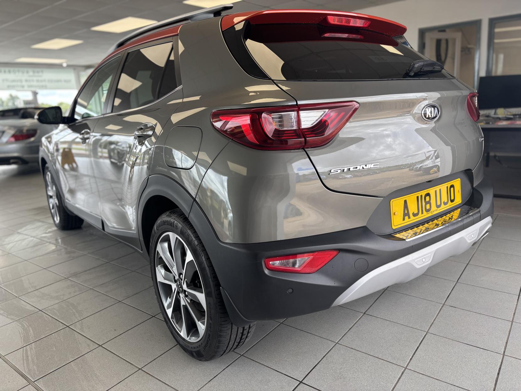 Kia Stonic 1.6 CRDi First Edition SUV 5dr Diesel Manual Euro 6 (s/s) (108 bhp)