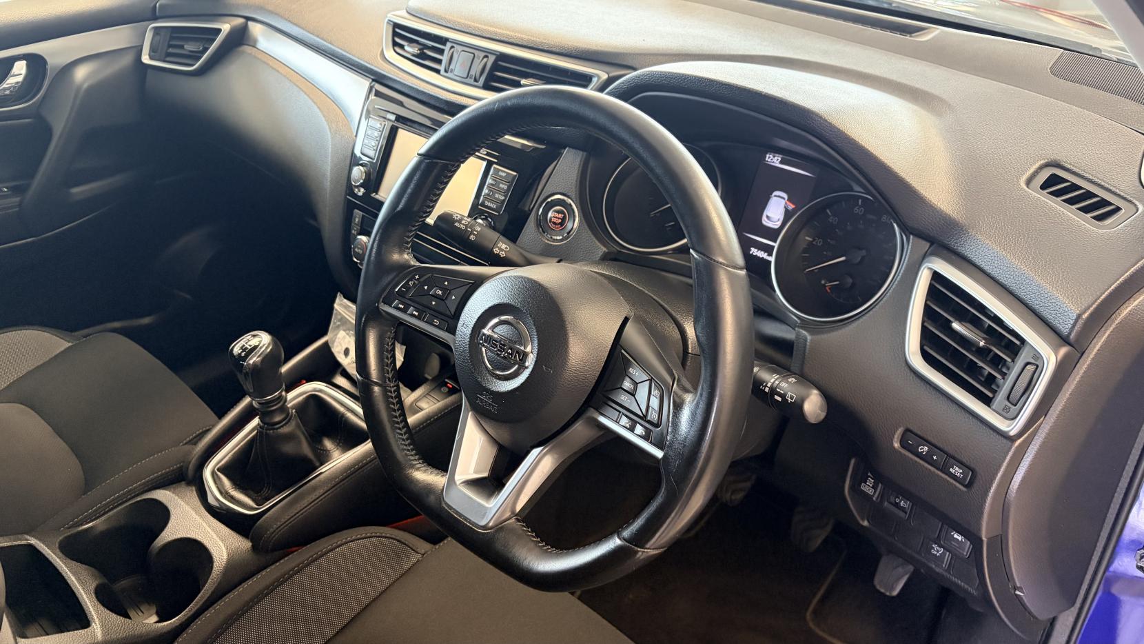 Nissan Qashqai 1.6 dCi N-Connecta SUV 5dr Diesel Manual 4WD Euro 6 (s/s) (130 ps)