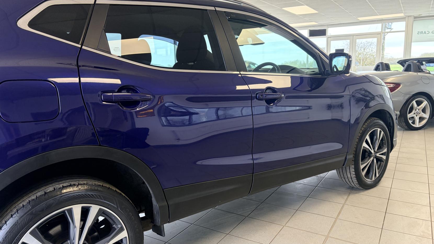 Nissan Qashqai 1.6 dCi N-Connecta SUV 5dr Diesel Manual 4WD Euro 6 (s/s) (130 ps)