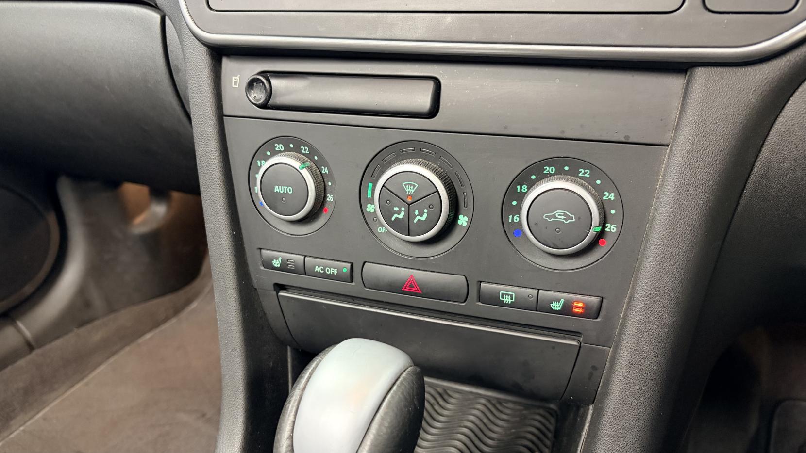 Saab 9-3 1.8T Vector Sport Convertible 2dr Petrol Auto Euro 4 (150 ps)