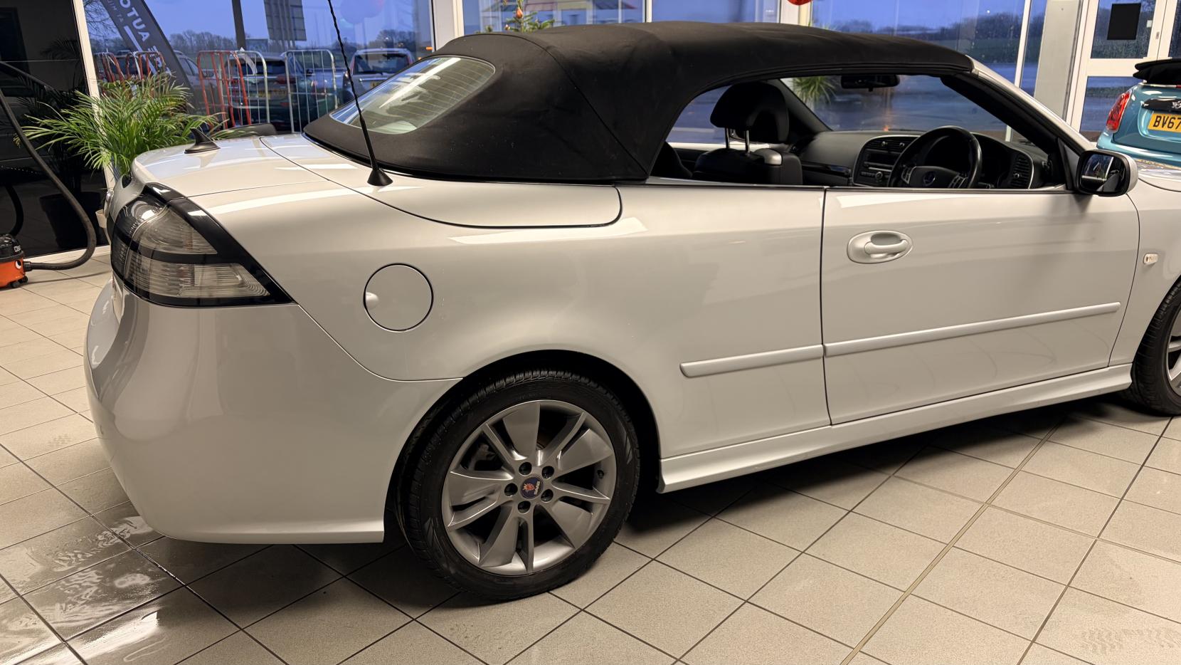Saab 9-3 1.8T Vector Sport Convertible 2dr Petrol Auto Euro 4 (150 ps)