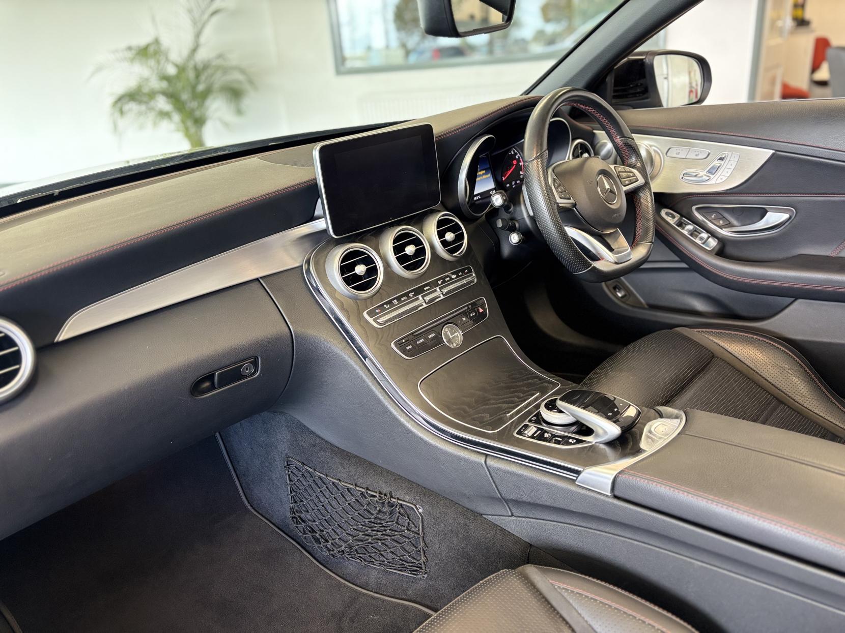 Mercedes-Benz C Class 3.0 C43 V6 AMG (Premium Plus) Cabriolet 2dr Petrol G-Tronic+ 4MATIC Euro 6 (s/s) (367 ps)
