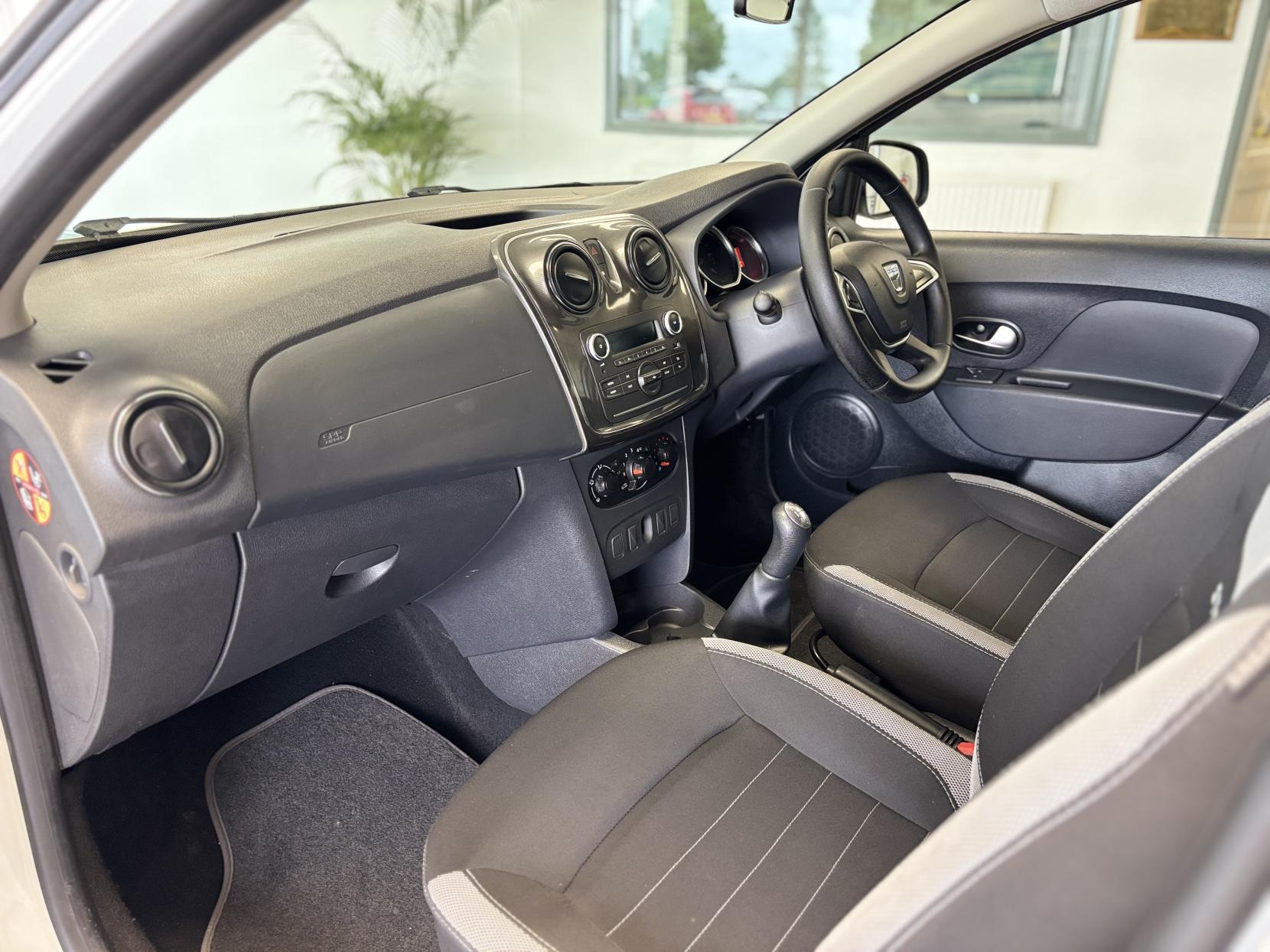 Dacia Sandero Stepway 0.9 TCe Essential Hatchback 5dr Petrol Manual Euro 6 (s/s) (90 ps)