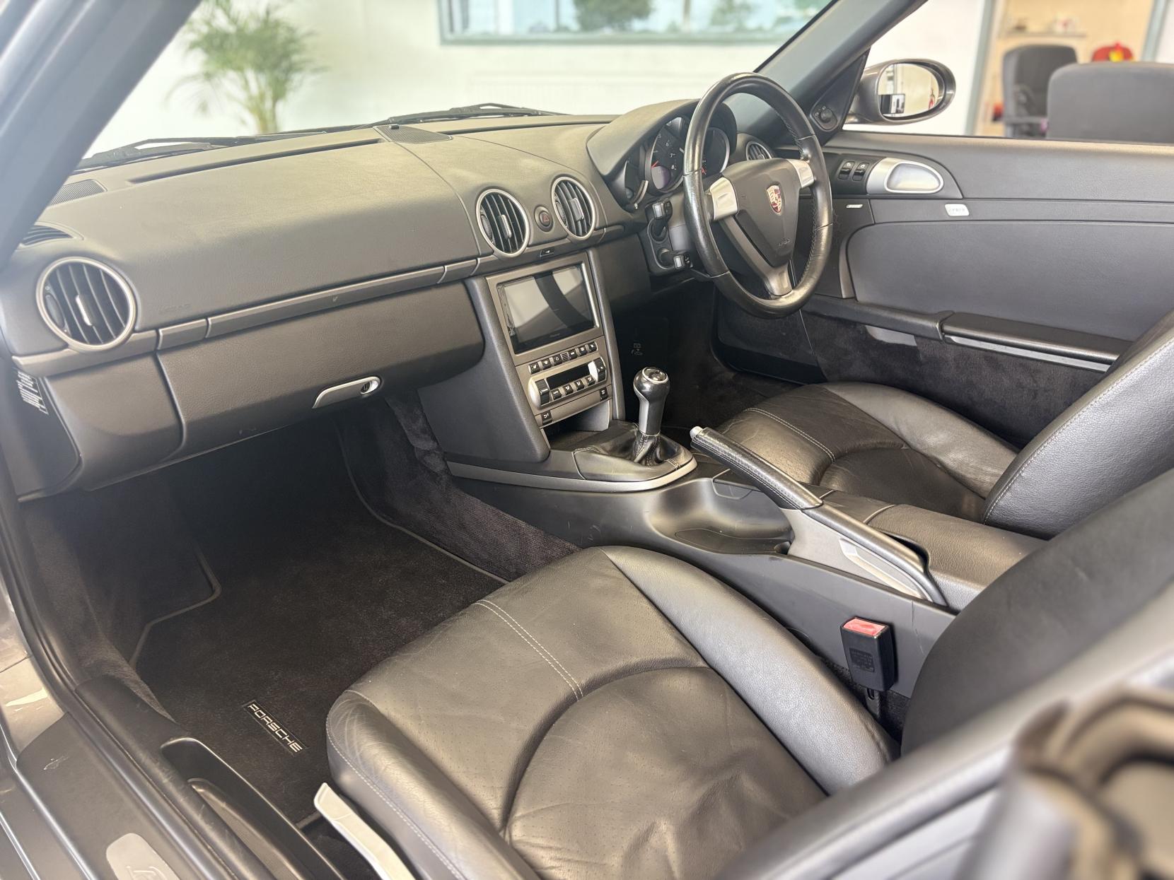 Porsche Boxster 2.7 987 Convertible 2dr Petrol Manual (222 g/km, 245 bhp)
