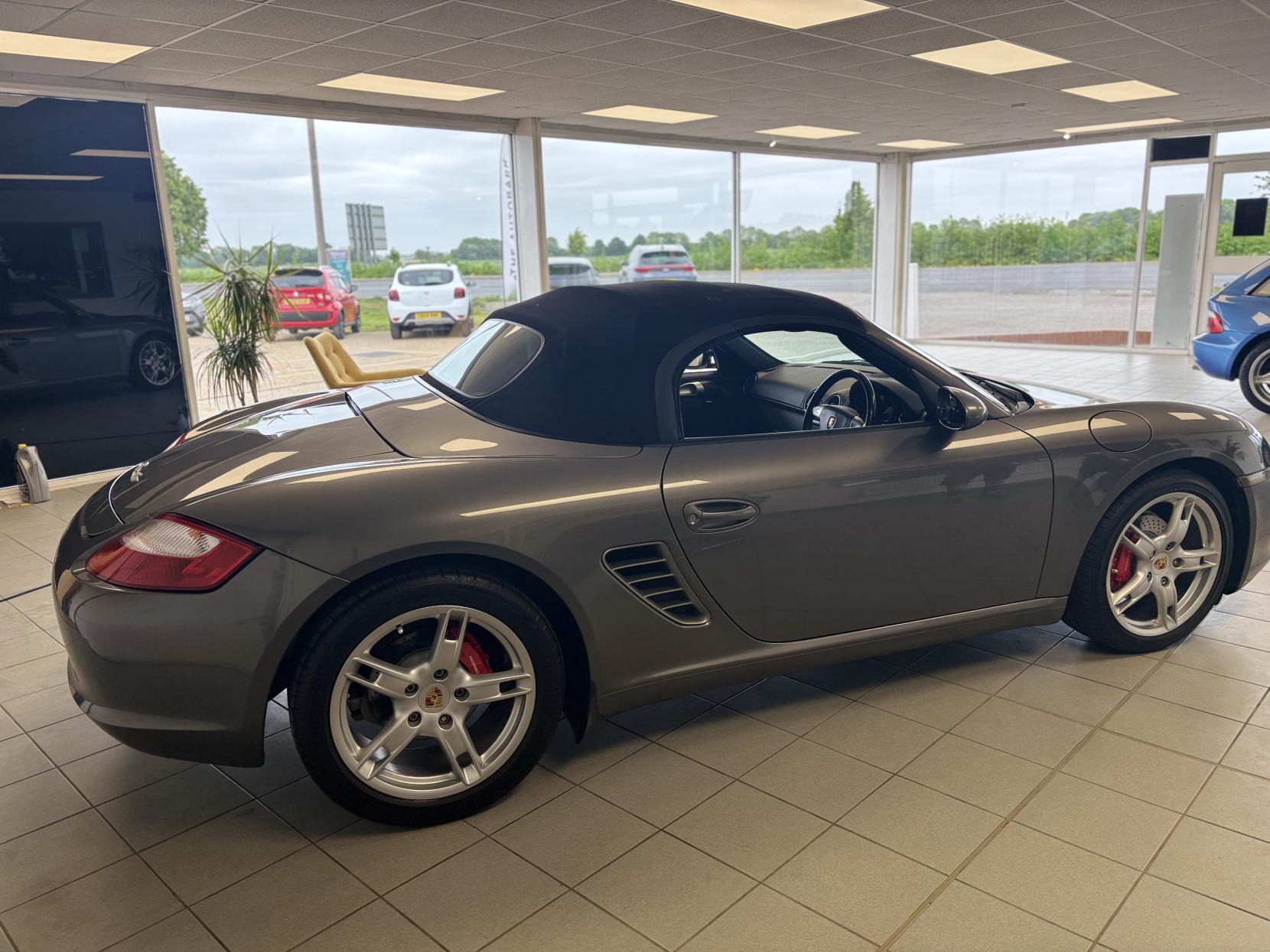 Porsche Boxster 2.7 987 Convertible 2dr Petrol Manual (222 g/km, 245 bhp)
