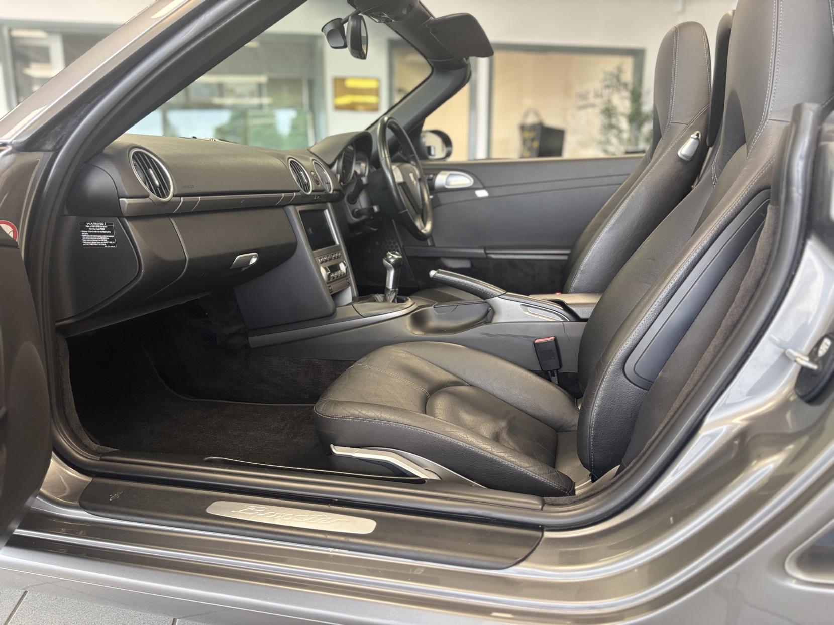 Porsche Boxster 2.7 987 Convertible 2dr Petrol Manual (222 g/km, 245 bhp)