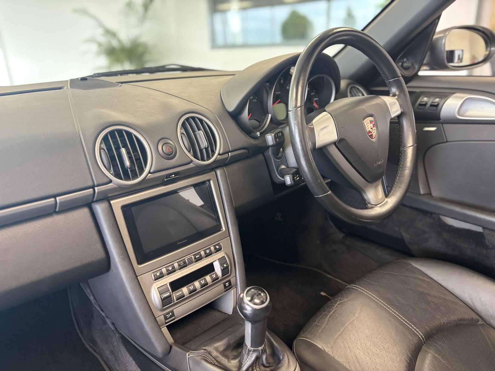 Porsche Boxster 2.7 987 Convertible 2dr Petrol Manual (222 g/km, 245 bhp)