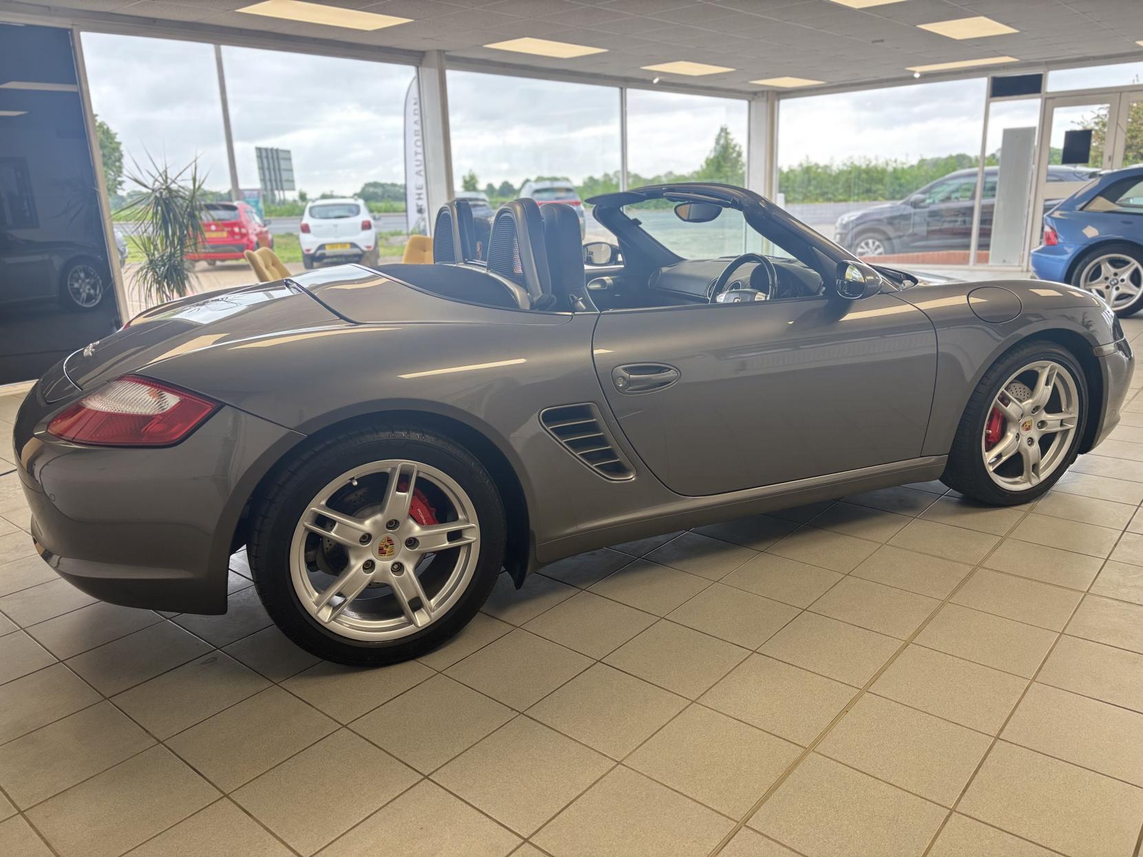Porsche Boxster 2.7 987 Convertible 2dr Petrol Manual (222 g/km, 245 bhp)
