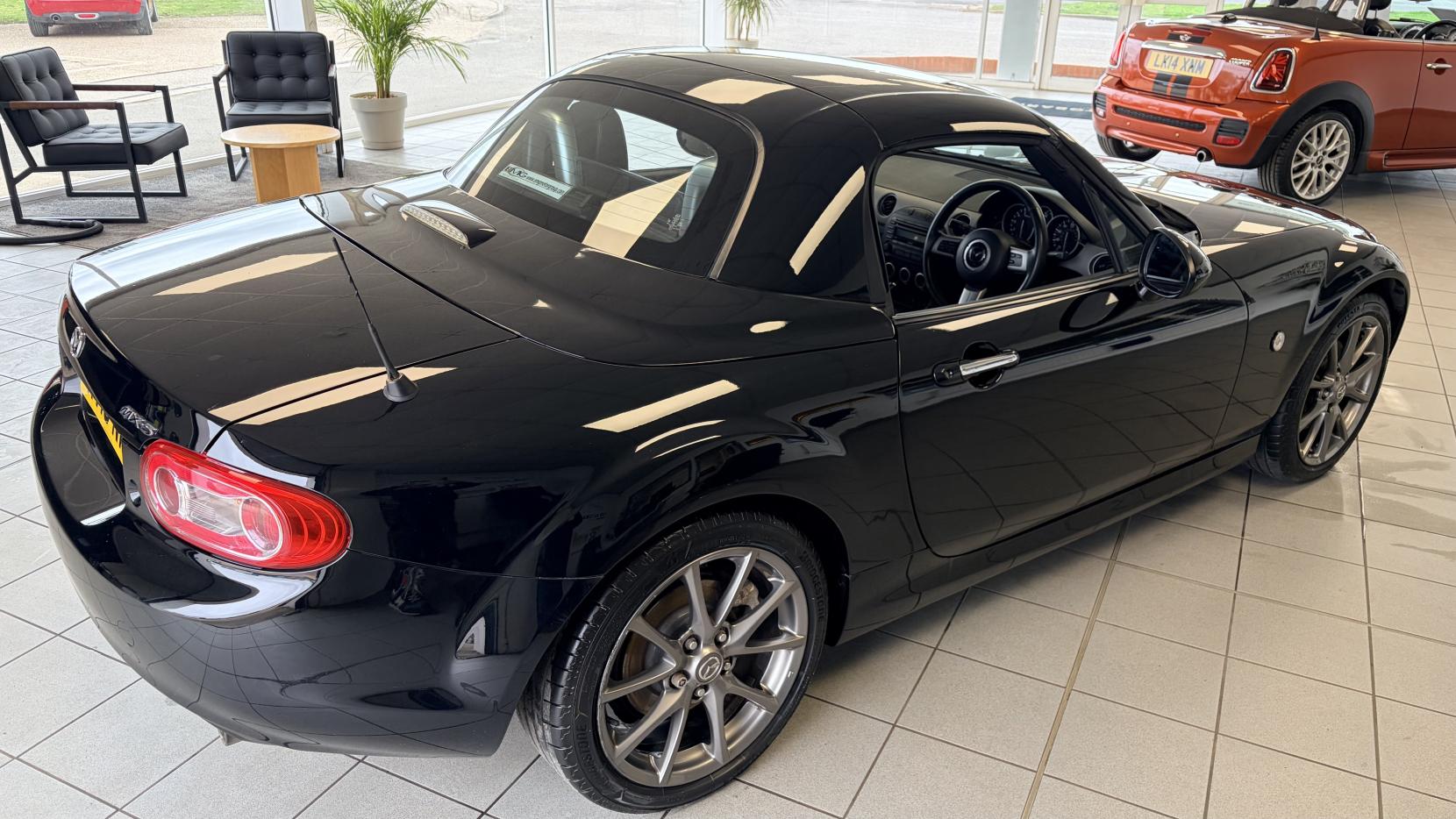 Mazda MX-5 2.0i Sport Tech Convertible 2dr Petrol Manual Euro 4 (160 ps)