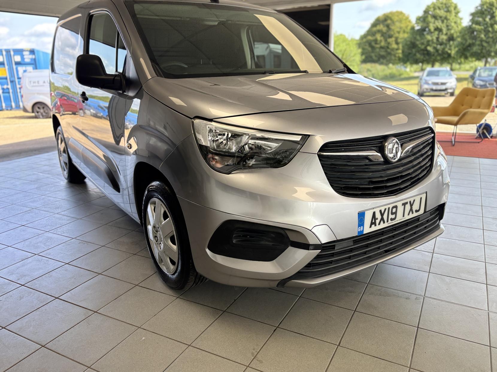 Vauxhall Combo 1.5 Turbo D 2000 Sportive Panel Van 4dr Diesel Manual L1 H1 Euro 6 (s/s) (130 ps)