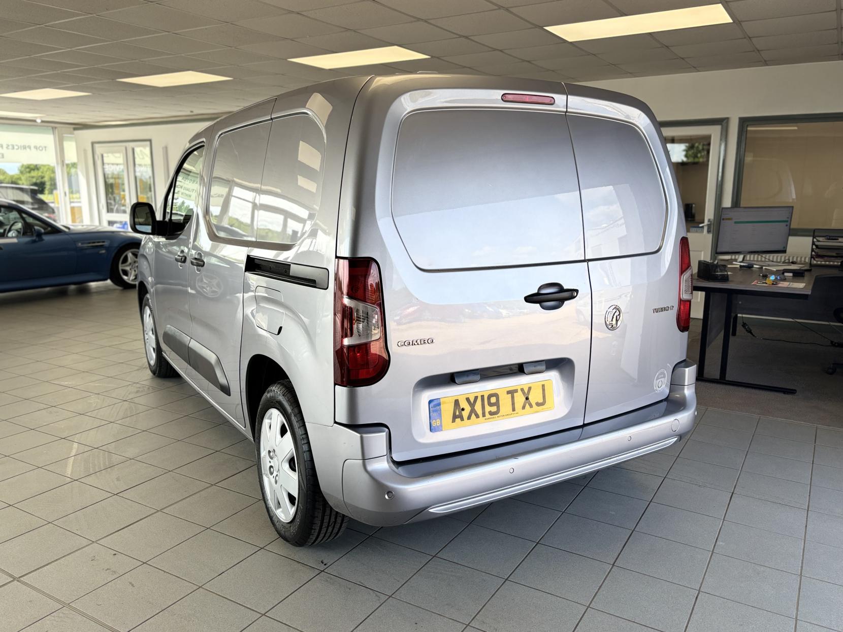 Vauxhall Combo 1.5 Turbo D 2000 Sportive Panel Van 4dr Diesel Manual L1 H1 Euro 6 (s/s) (130 ps)