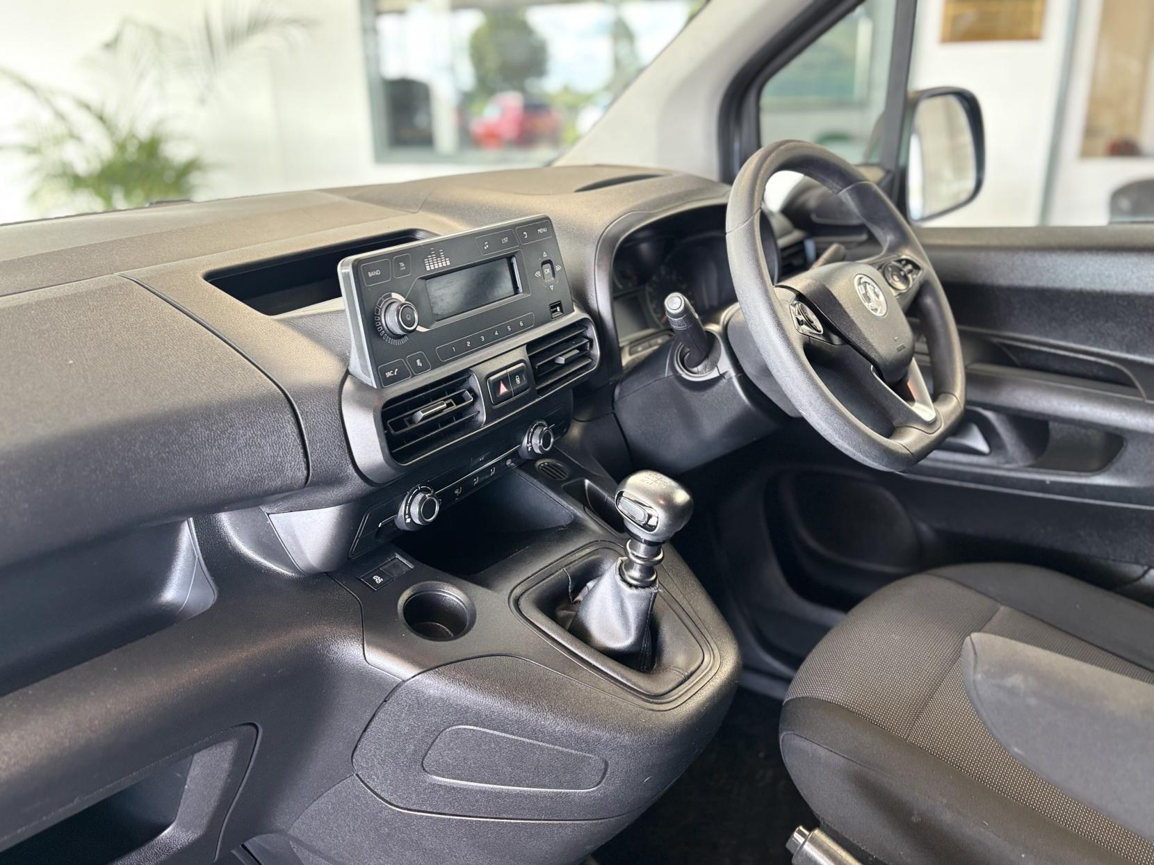 Vauxhall Combo 1.5 Turbo D 2000 Sportive Panel Van 4dr Diesel Manual L1 H1 Euro 6 (s/s) (130 ps)