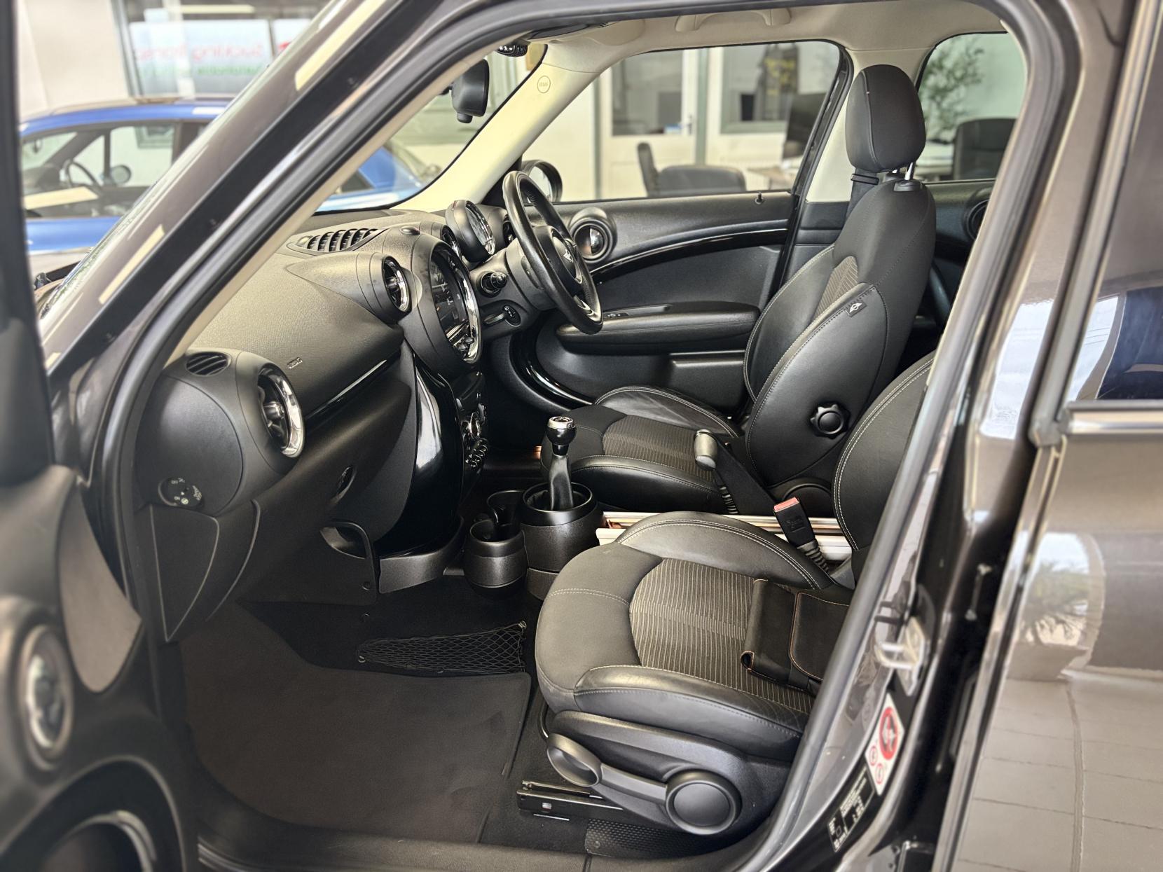 MINI Countryman 1.6 Cooper SUV 5dr Petrol Manual Euro 6 (s/s) (122 ps)