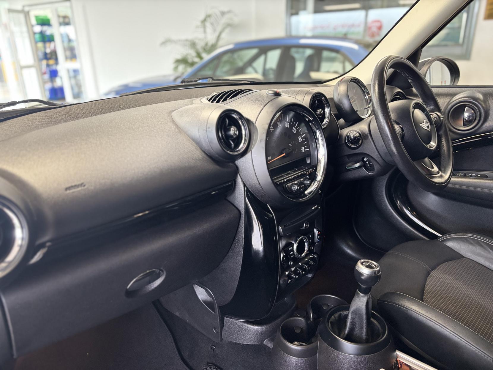 MINI Countryman 1.6 Cooper SUV 5dr Petrol Manual Euro 6 (s/s) (122 ps)