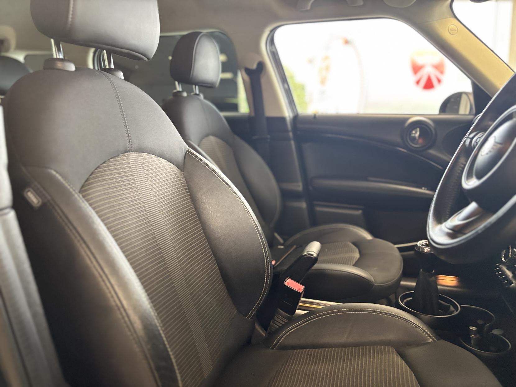 MINI Countryman 1.6 Cooper SUV 5dr Petrol Manual Euro 6 (s/s) (122 ps)