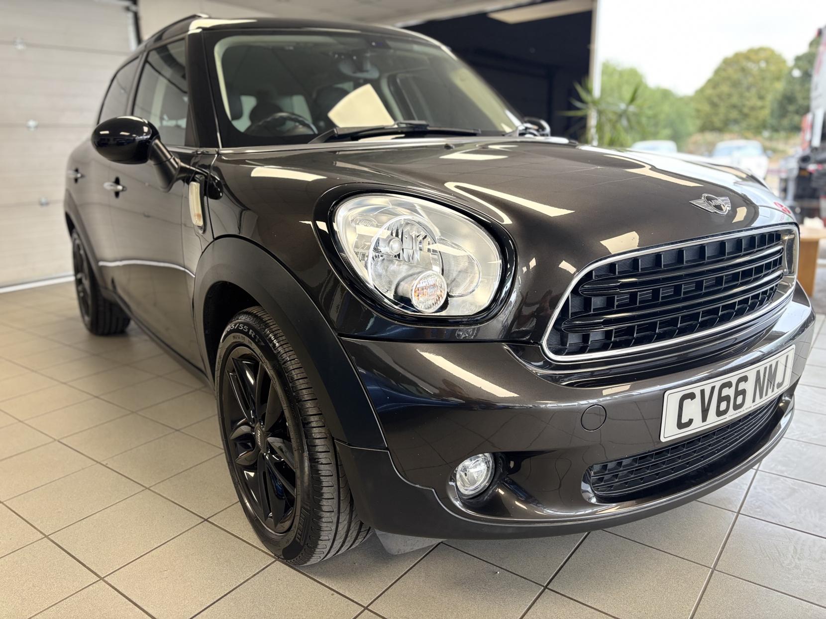 MINI Countryman 1.6 Cooper SUV 5dr Petrol Manual Euro 6 (s/s) (122 ps)