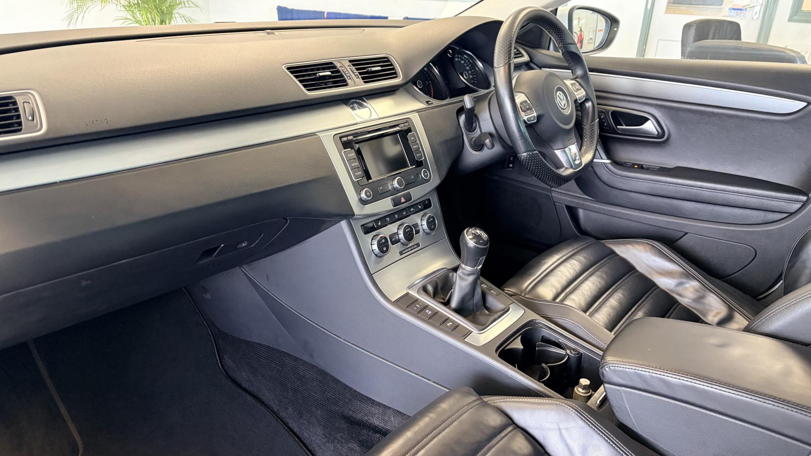 Volkswagen CC 2.0 TDI BlueMotion Tech R-Line Saloon 4dr Diesel Manual Euro 5 (s/s) (177 ps)