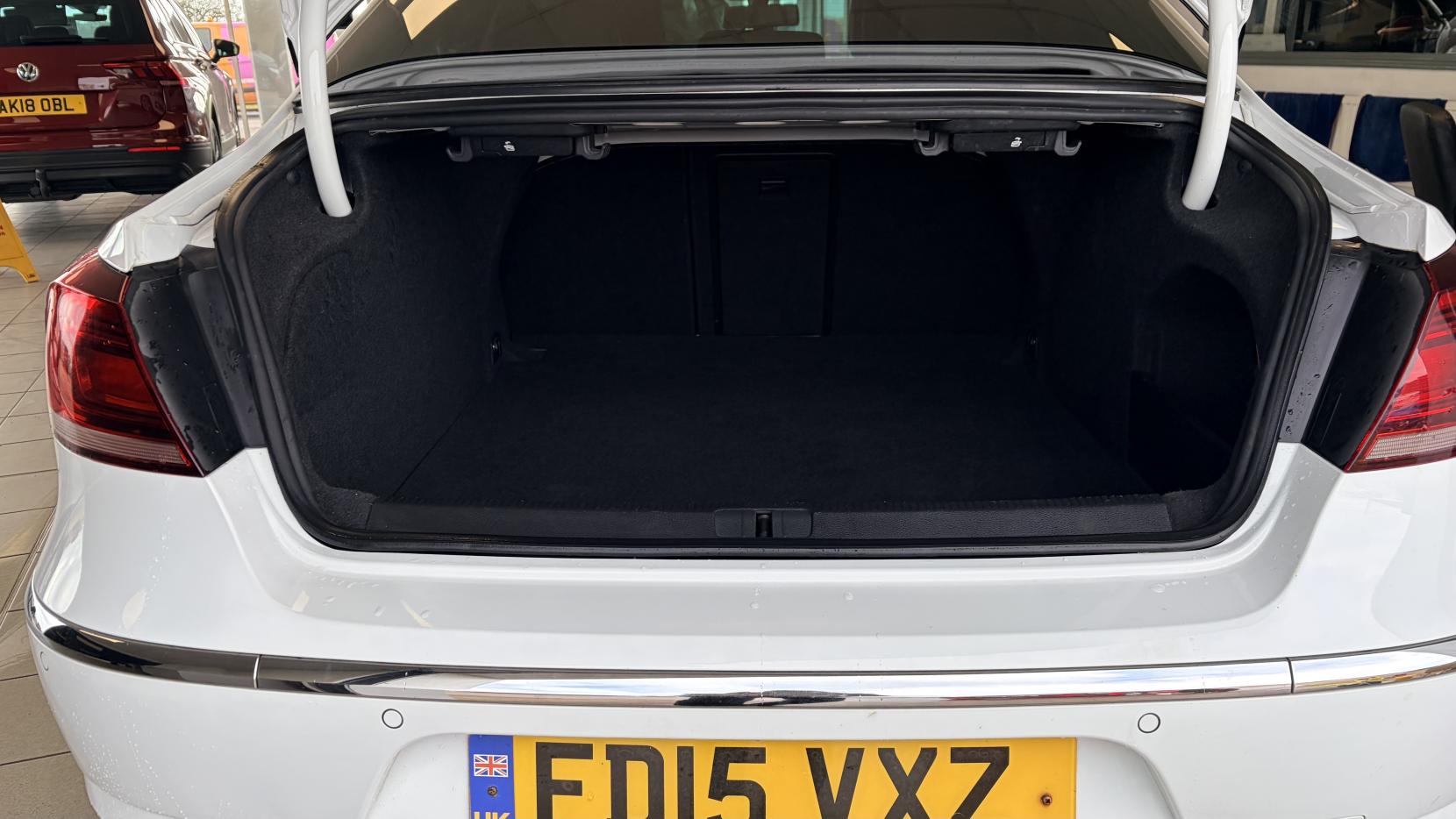 Volkswagen CC 2.0 TDI BlueMotion Tech R-Line Saloon 4dr Diesel Manual Euro 5 (s/s) (177 ps)