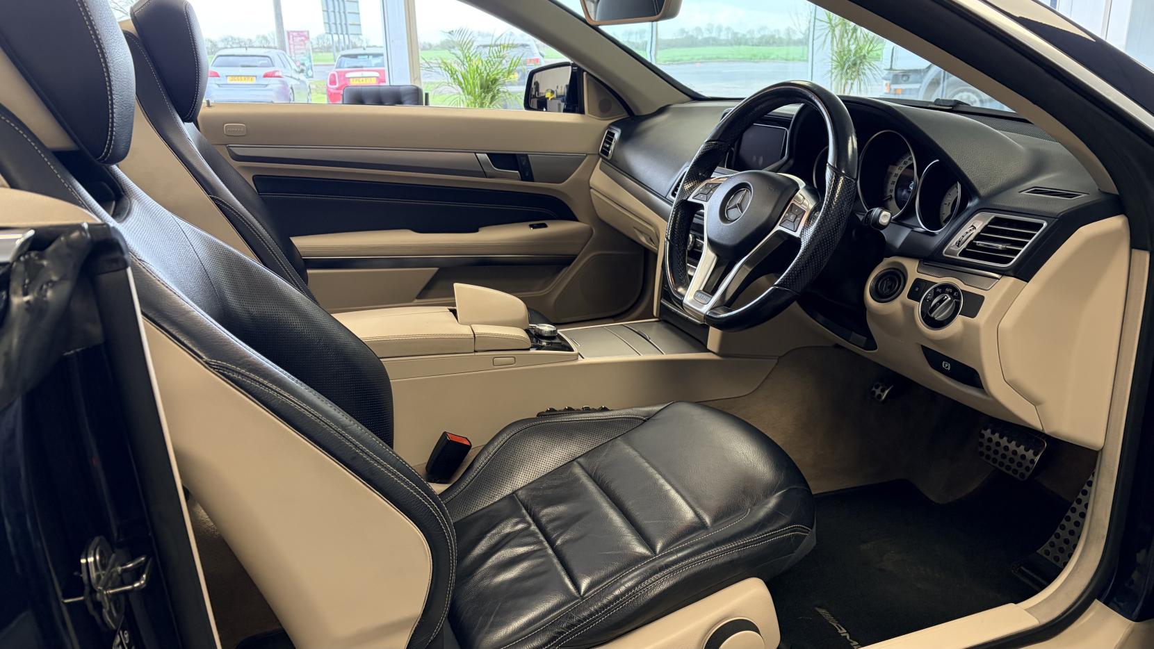 Mercedes-Benz E Class 2.1 E220 BlueTEC AMG Line Cabriolet 2dr Diesel G-Tronic+ Euro 6 (s/s) (177 ps)