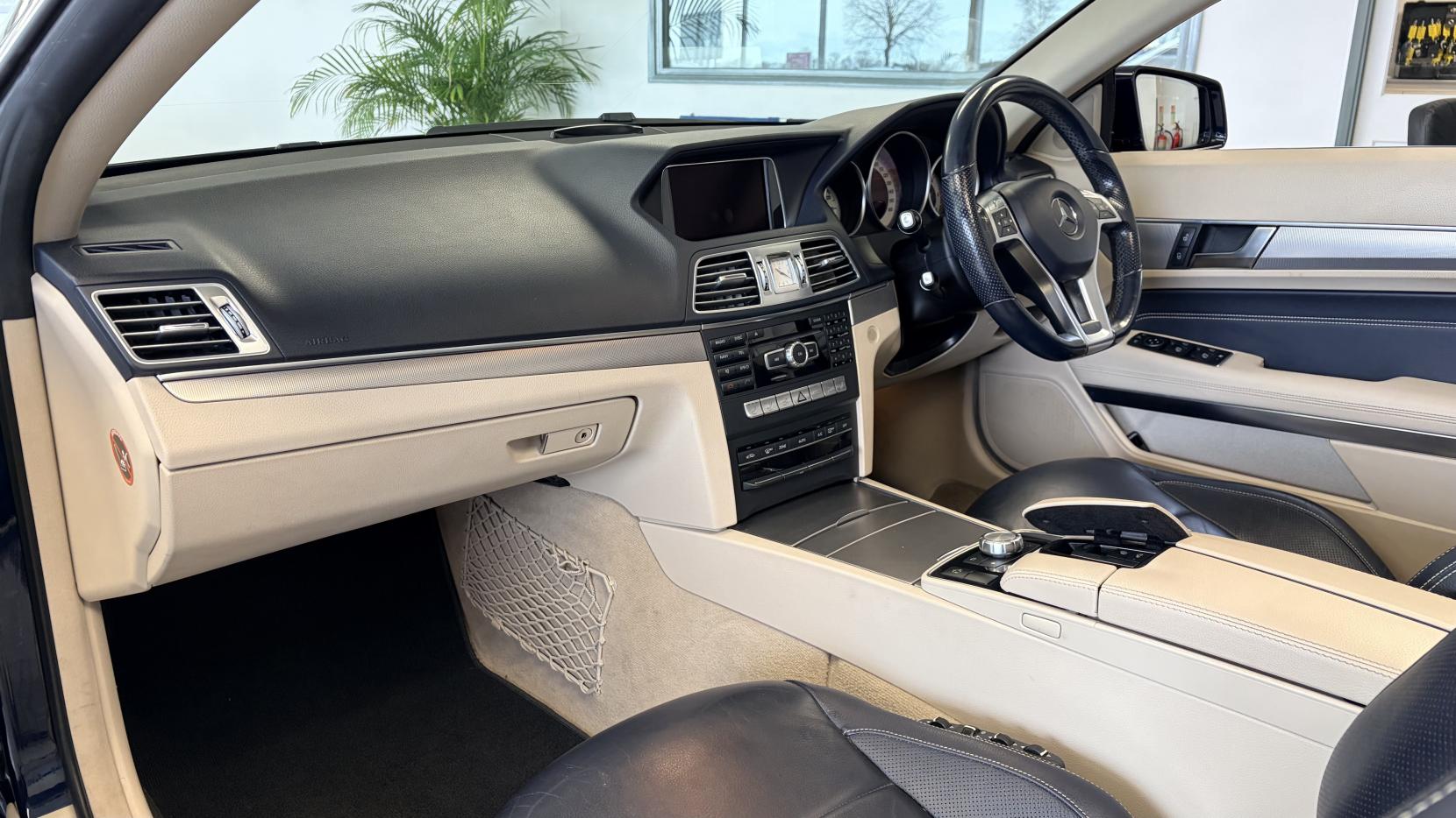 Mercedes-Benz E Class 2.1 E220 BlueTEC AMG Line Cabriolet 2dr Diesel G-Tronic+ Euro 6 (s/s) (177 ps)