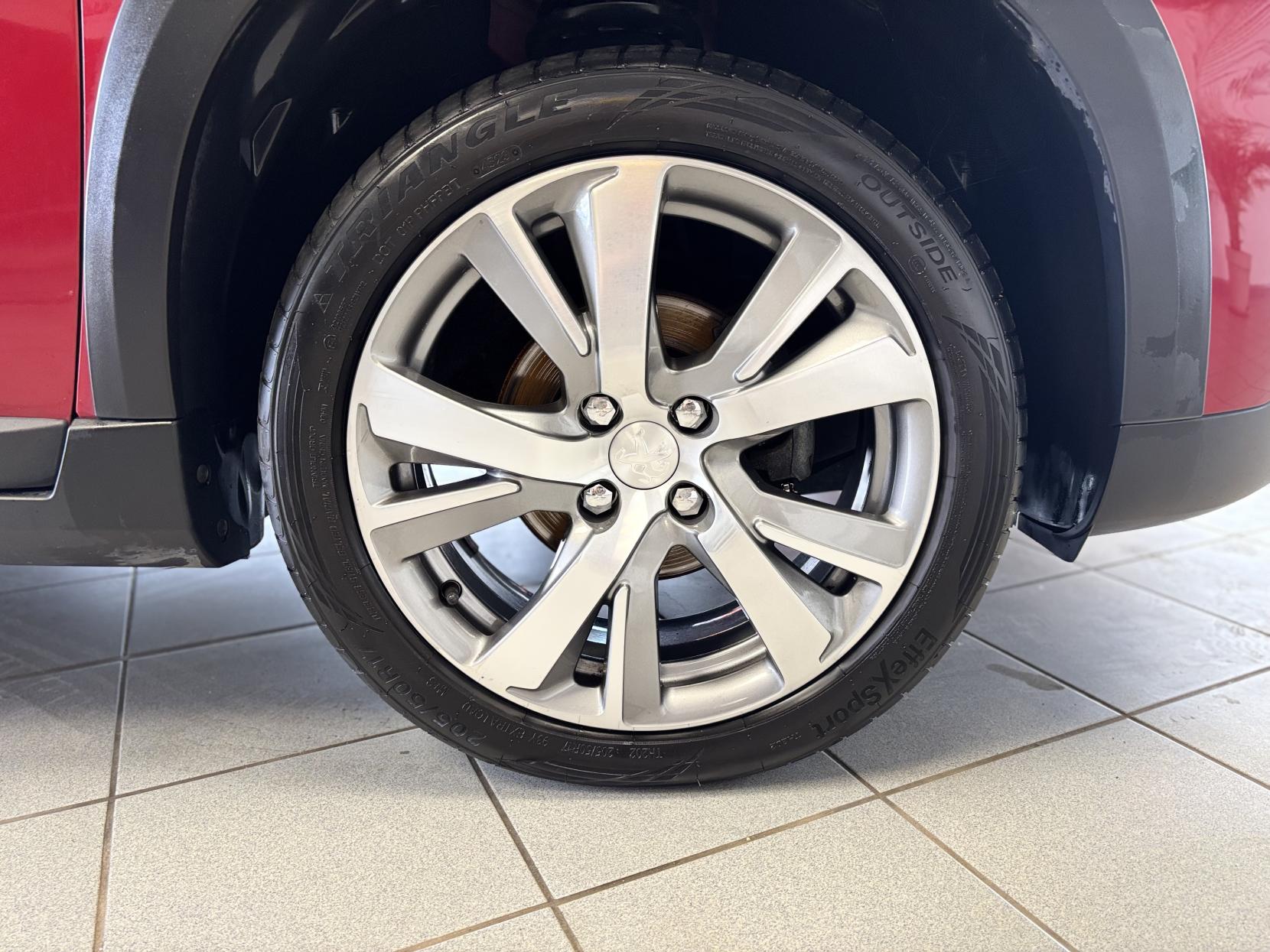 Peugeot 2008 1.5 BlueHDi Allure Premium SUV 5dr Diesel Manual Euro 6 (s/s) (100 ps)