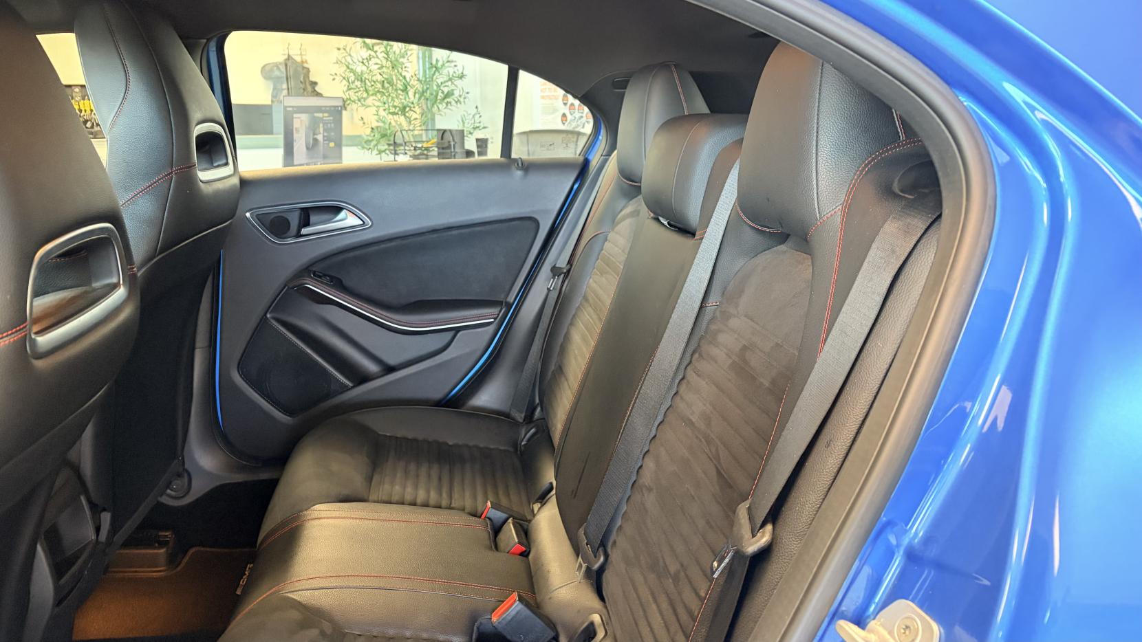 Mercedes-Benz A Class 1.8 A200 CDI AMG Sport Hatchback 5dr Diesel 7G-DCT Euro 5 (s/s) (136 ps)