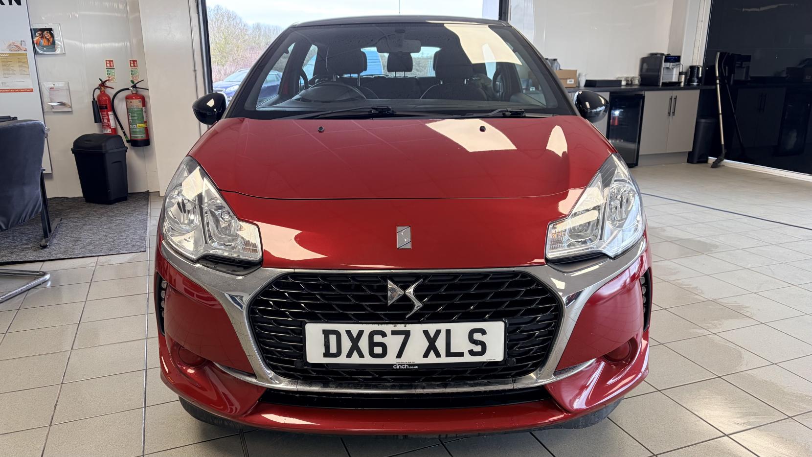 DS AUTOMOBILES DS 3 1.2 PureTech Chic Hatchback 3dr Petrol Manual Euro 6 (82 ps)