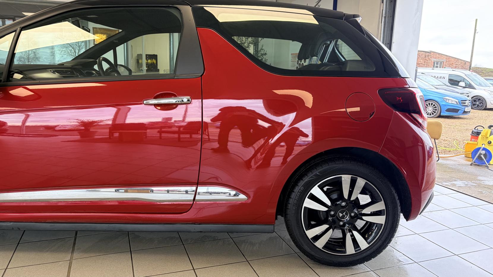 DS AUTOMOBILES DS 3 1.2 PureTech Chic Hatchback 3dr Petrol Manual Euro 6 (82 ps)