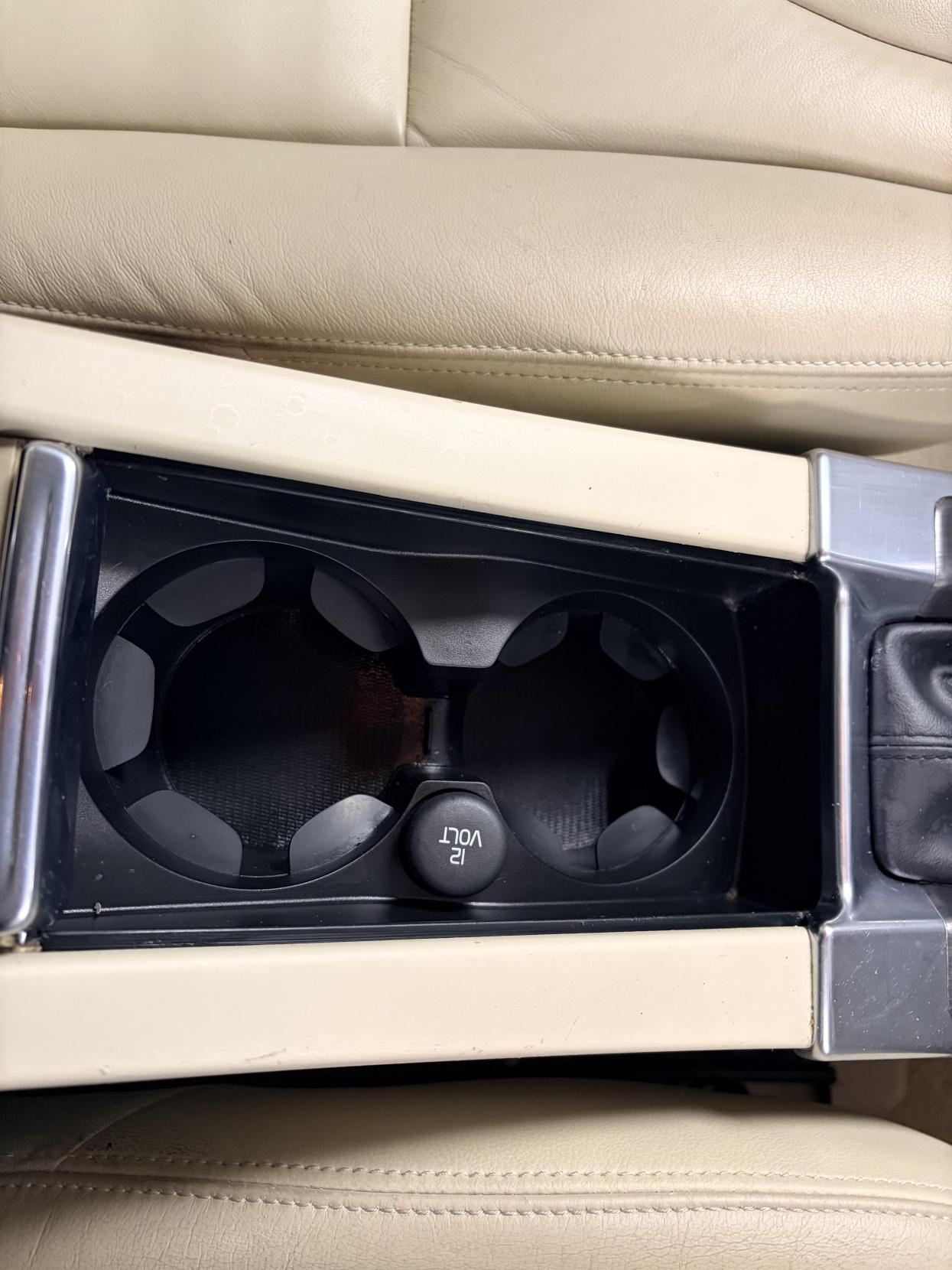 Volvo XC60 2.0 D4 SE SUV 5dr Diesel Geartronic Euro 6 (s/s) (181 ps)