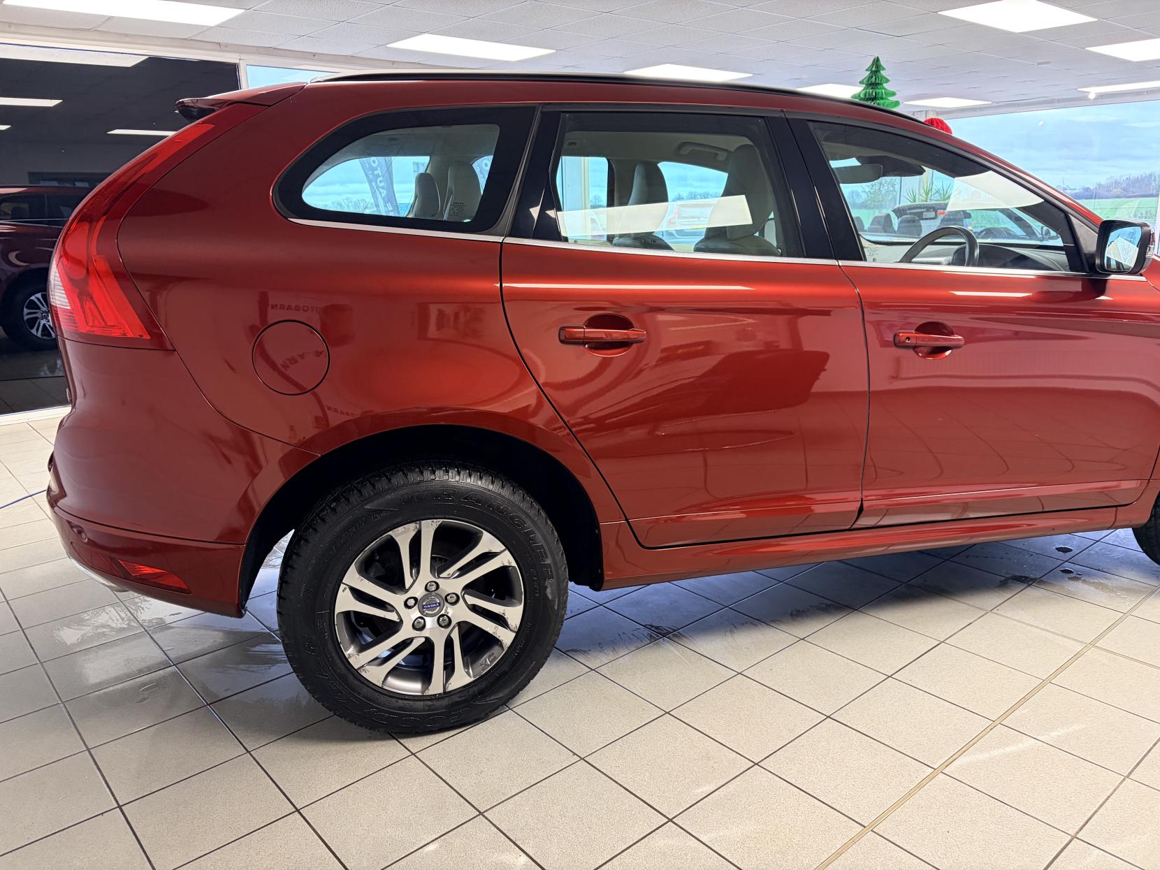 Volvo XC60 2.0 D4 SE SUV 5dr Diesel Geartronic Euro 6 (s/s) (181 ps)