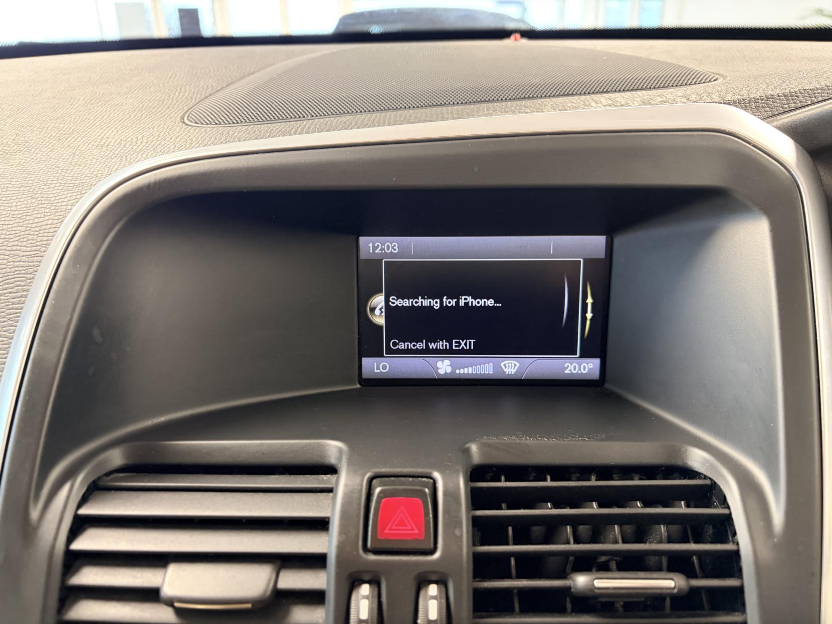 Volvo XC60 2.0 D4 SE SUV 5dr Diesel Geartronic Euro 6 (s/s) (181 ps)