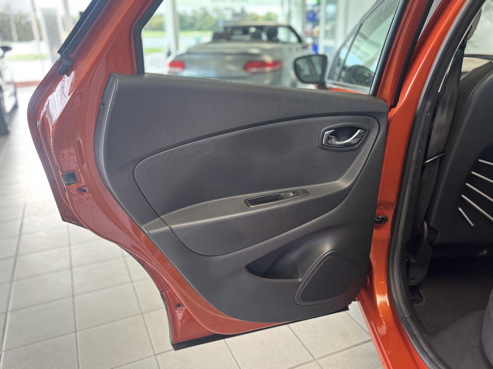 Renault Captur 0.9 TCe ENERGY Dynamique MediaNav SUV 5dr Petrol Manual Euro 5 (s/s) (90 ps)