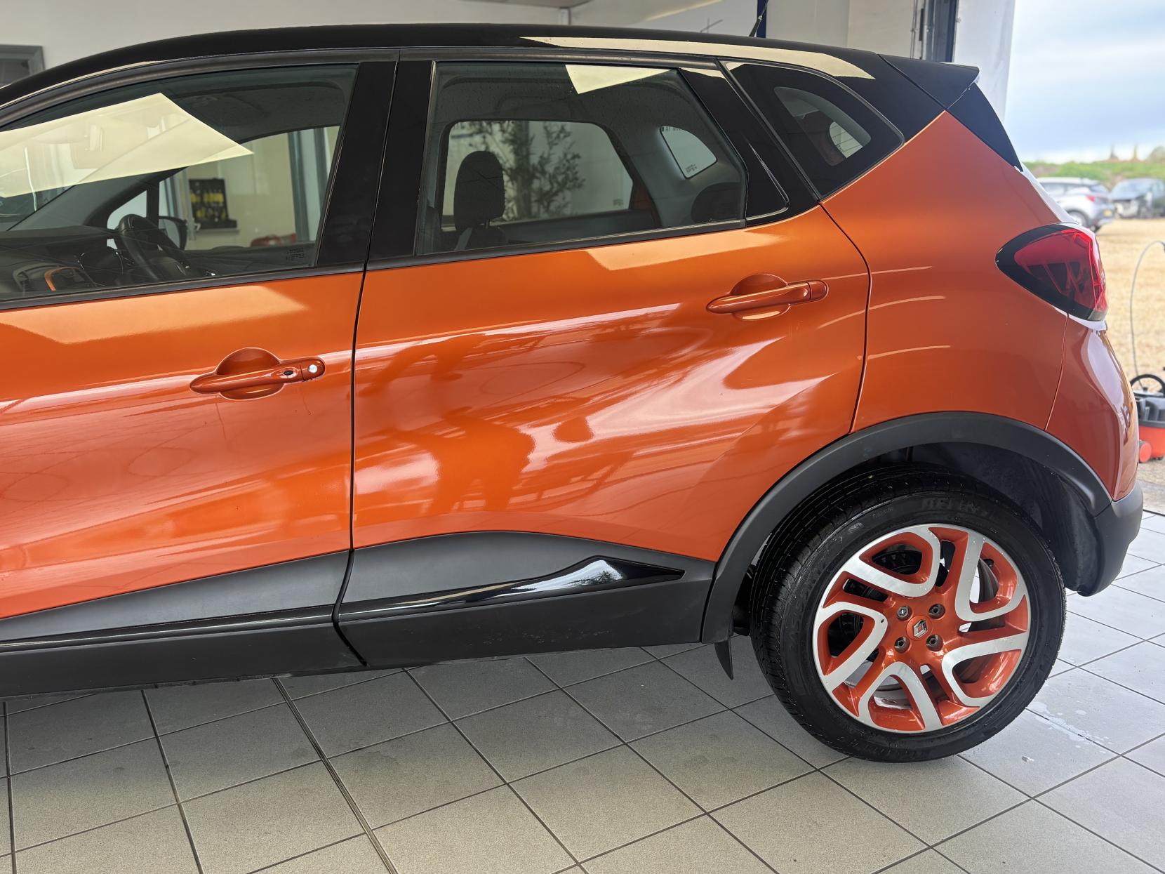 Renault Captur 0.9 TCe ENERGY Dynamique MediaNav SUV 5dr Petrol Manual Euro 5 (s/s) (90 ps)
