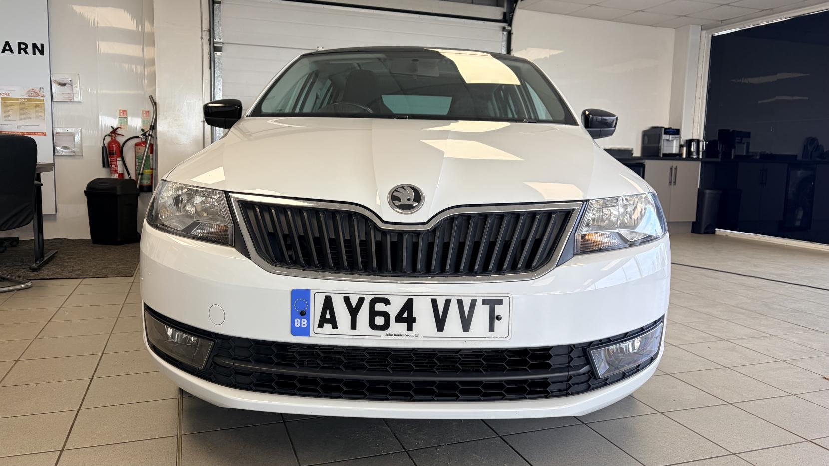 Skoda Rapid Spaceback 1.2 TSI Black Edition Hatchback 5dr Petrol Manual Euro 5 (105 ps)