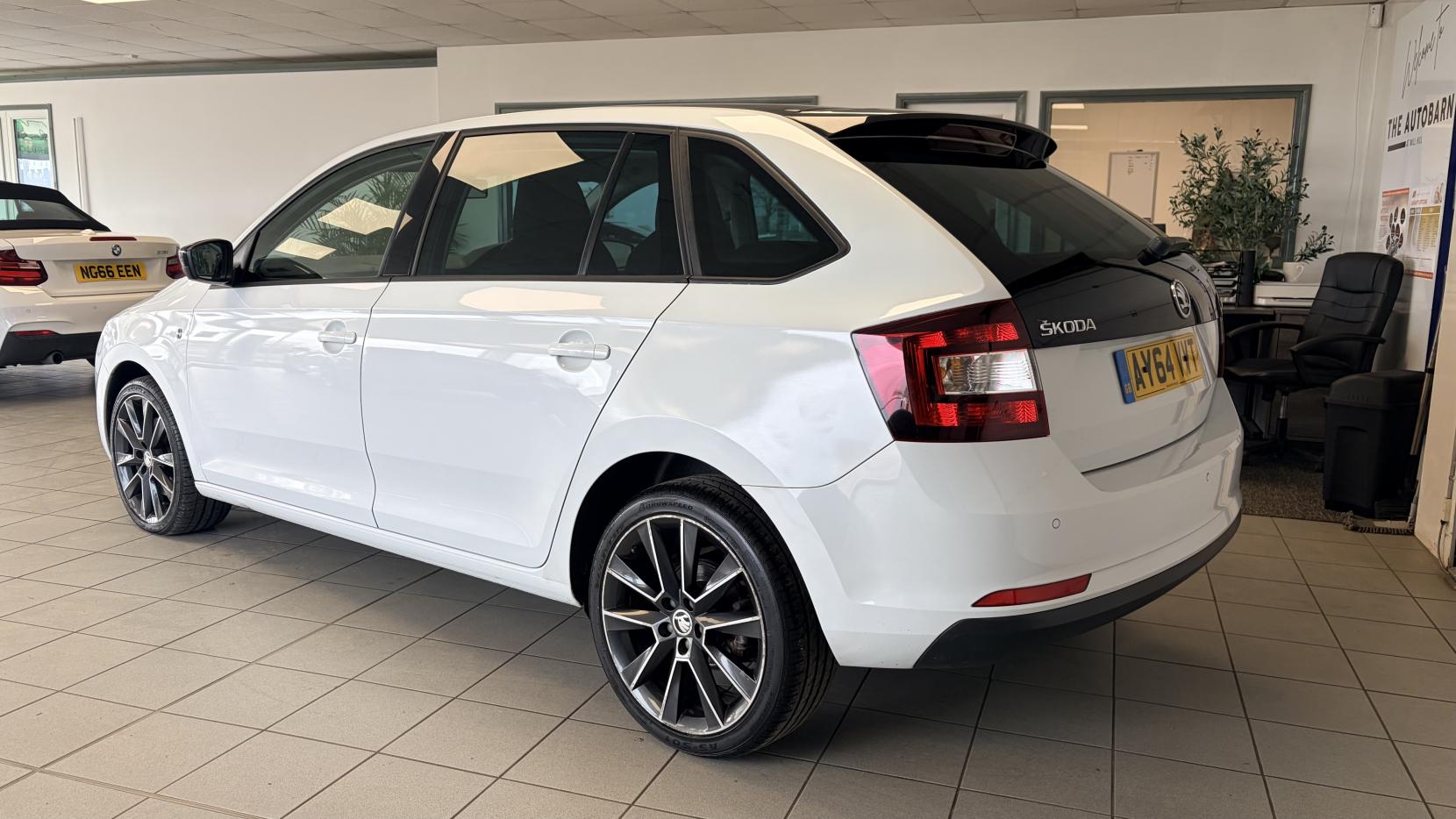 Skoda Rapid Spaceback 1.2 TSI Black Edition Hatchback 5dr Petrol Manual Euro 5 (105 ps)