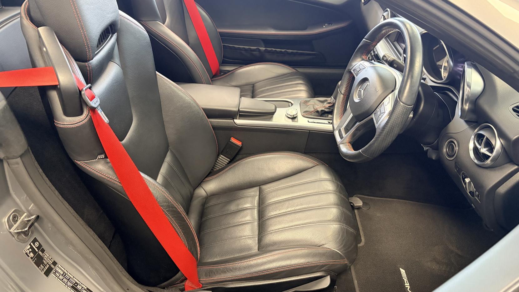 Mercedes-Benz SLK 2.1 SLK250 CDI AMG Sport Convertible 2dr Diesel G-Tronic+ Euro 5 (s/s) (204 ps)