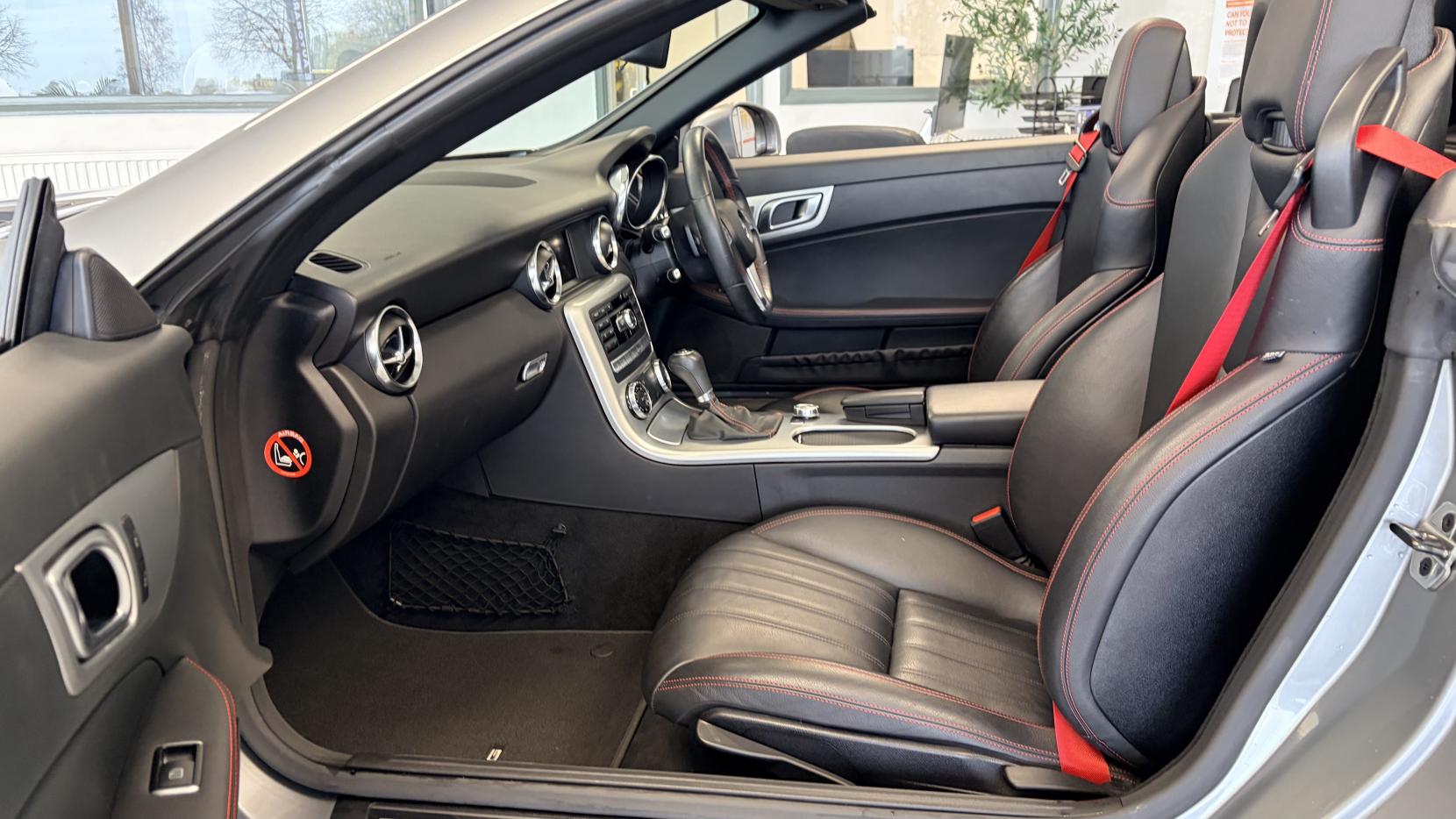 Mercedes-Benz SLK 2.1 SLK250 CDI AMG Sport Convertible 2dr Diesel G-Tronic+ Euro 5 (s/s) (204 ps)