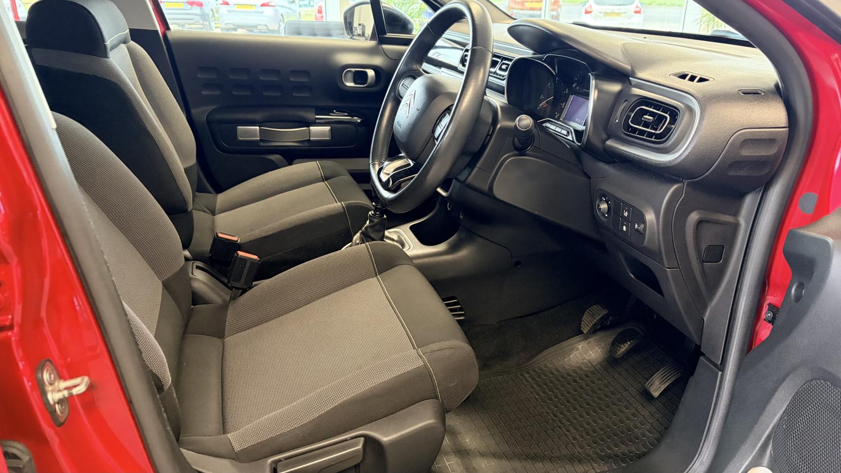 Citroen C3 1.2 PureTech GPF Flair Hatchback 5dr Petrol Manual Euro 6 (s/s) (110 ps)