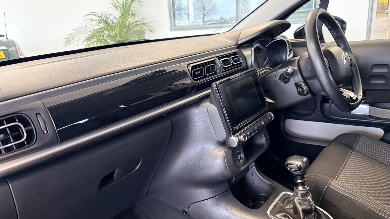 Citroen C3 1.2 PureTech GPF Flair Hatchback 5dr Petrol Manual Euro 6 (s/s) (110 ps)