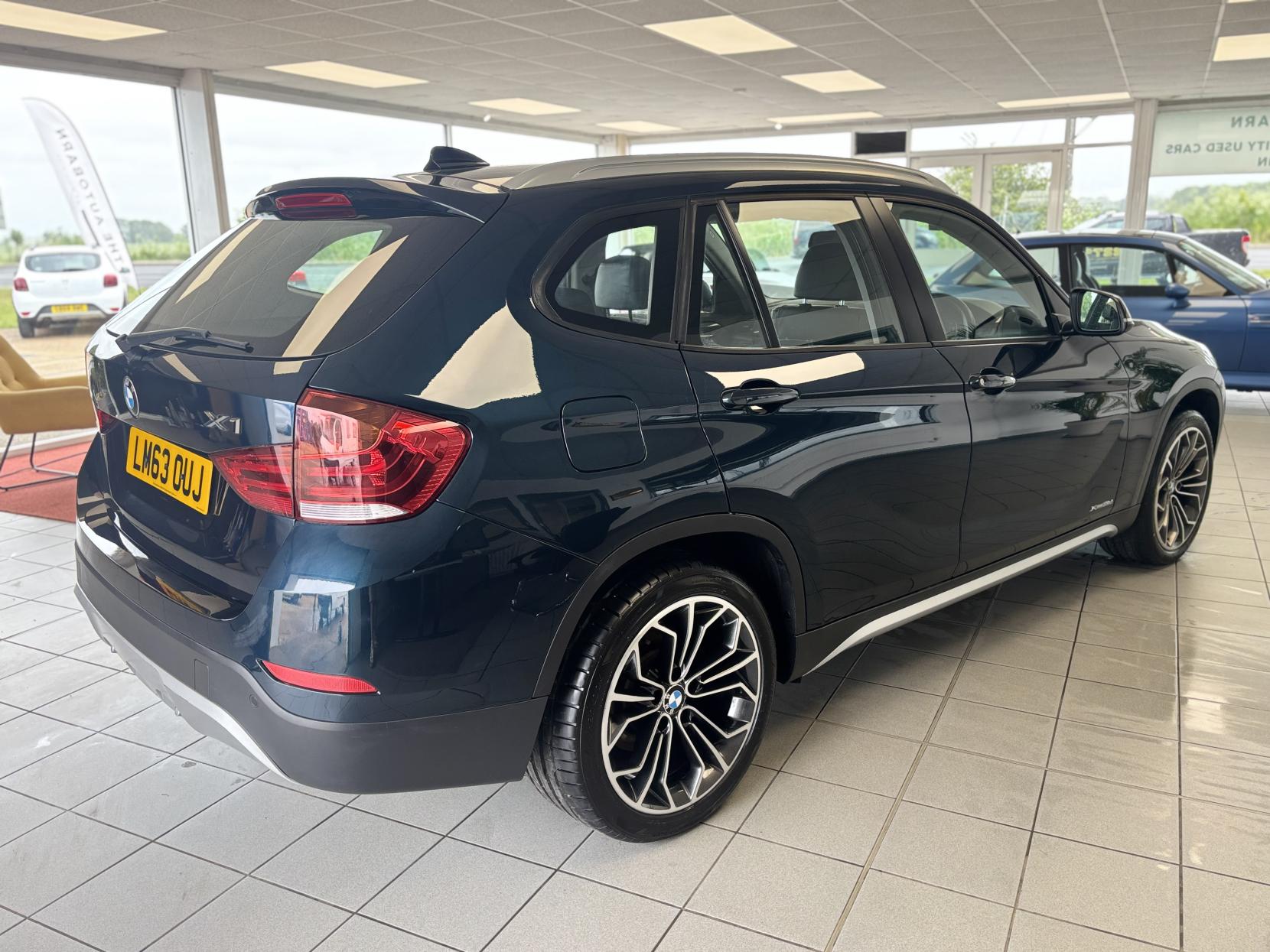 BMW X1 2.0 18d xLine SUV 5dr Diesel Auto xDrive Euro 5 (s/s) (143 ps)