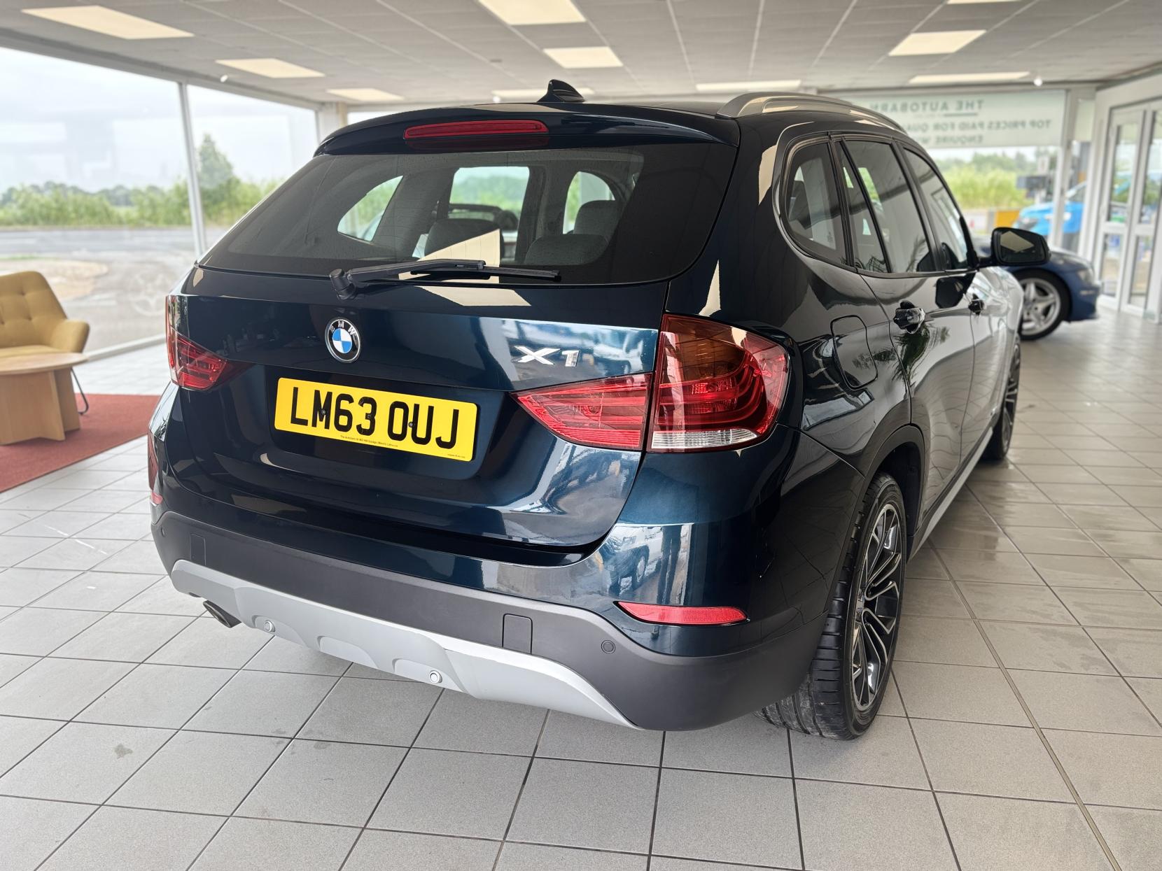 BMW X1 2.0 18d xLine SUV 5dr Diesel Auto xDrive Euro 5 (s/s) (143 ps)