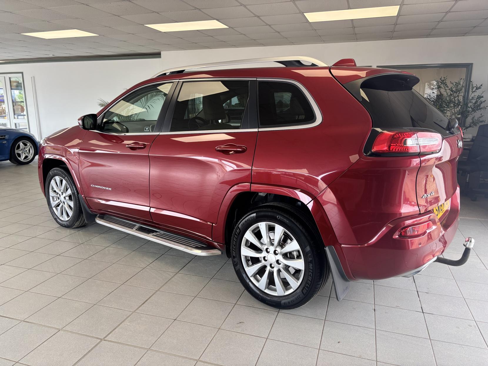 Jeep Cherokee 2.2 MultiJetII Overland SUV 5dr Diesel Auto 4WD Euro 6 (s/s) (200 ps)