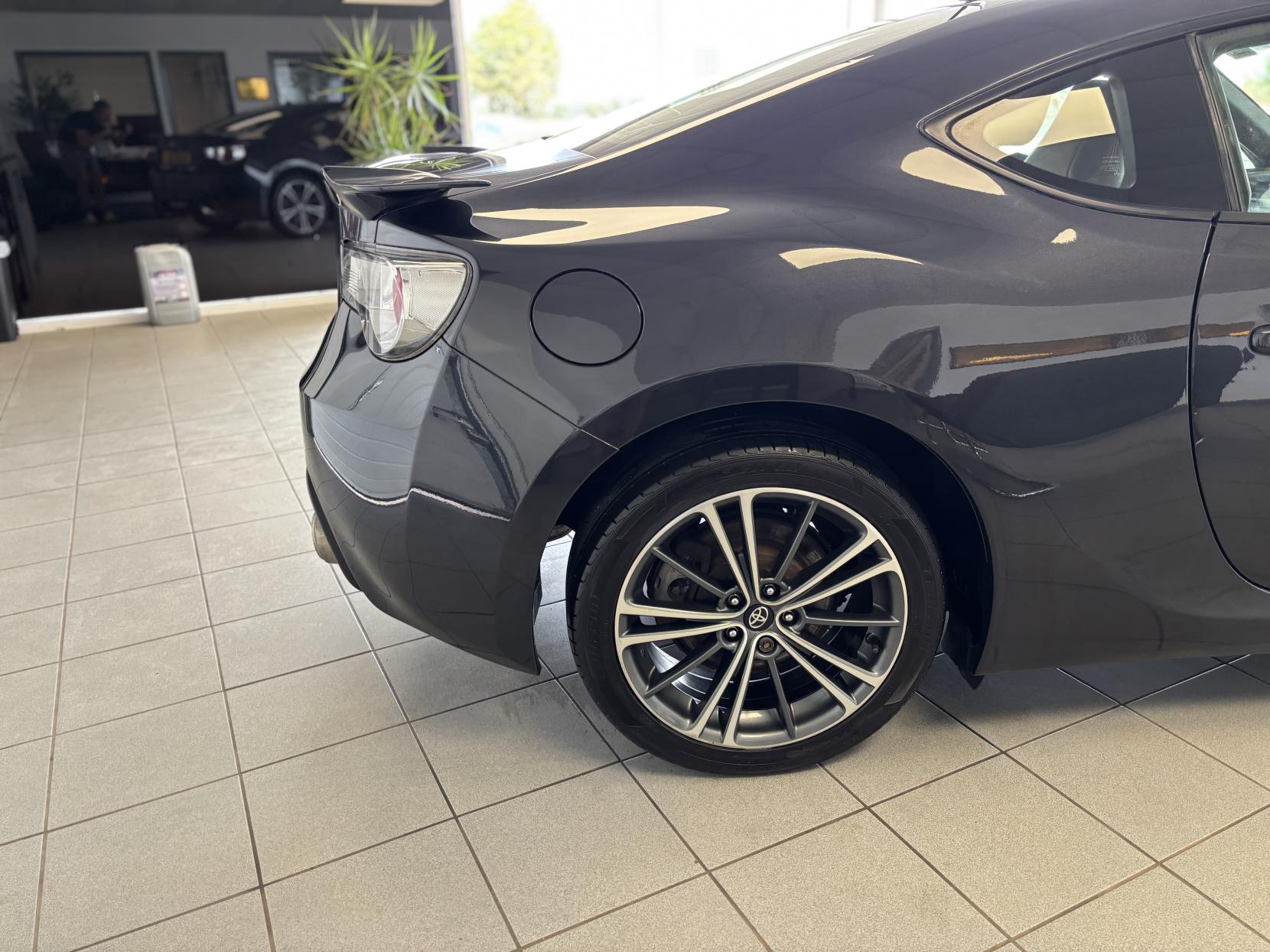 Toyota GT86 2.0 Boxer D-4S Coupe 2dr Petrol Manual Euro 5 (200 ps)