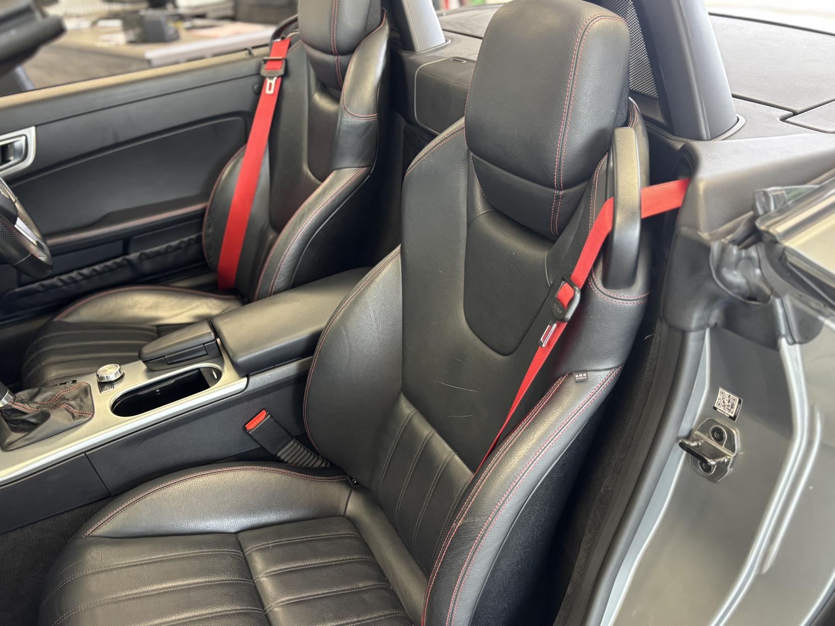 Mercedes-Benz SLK 1.8 SLK200 AMG Sport Convertible 2dr Petrol G-Tronic+ Euro 5 (s/s) (184 ps)