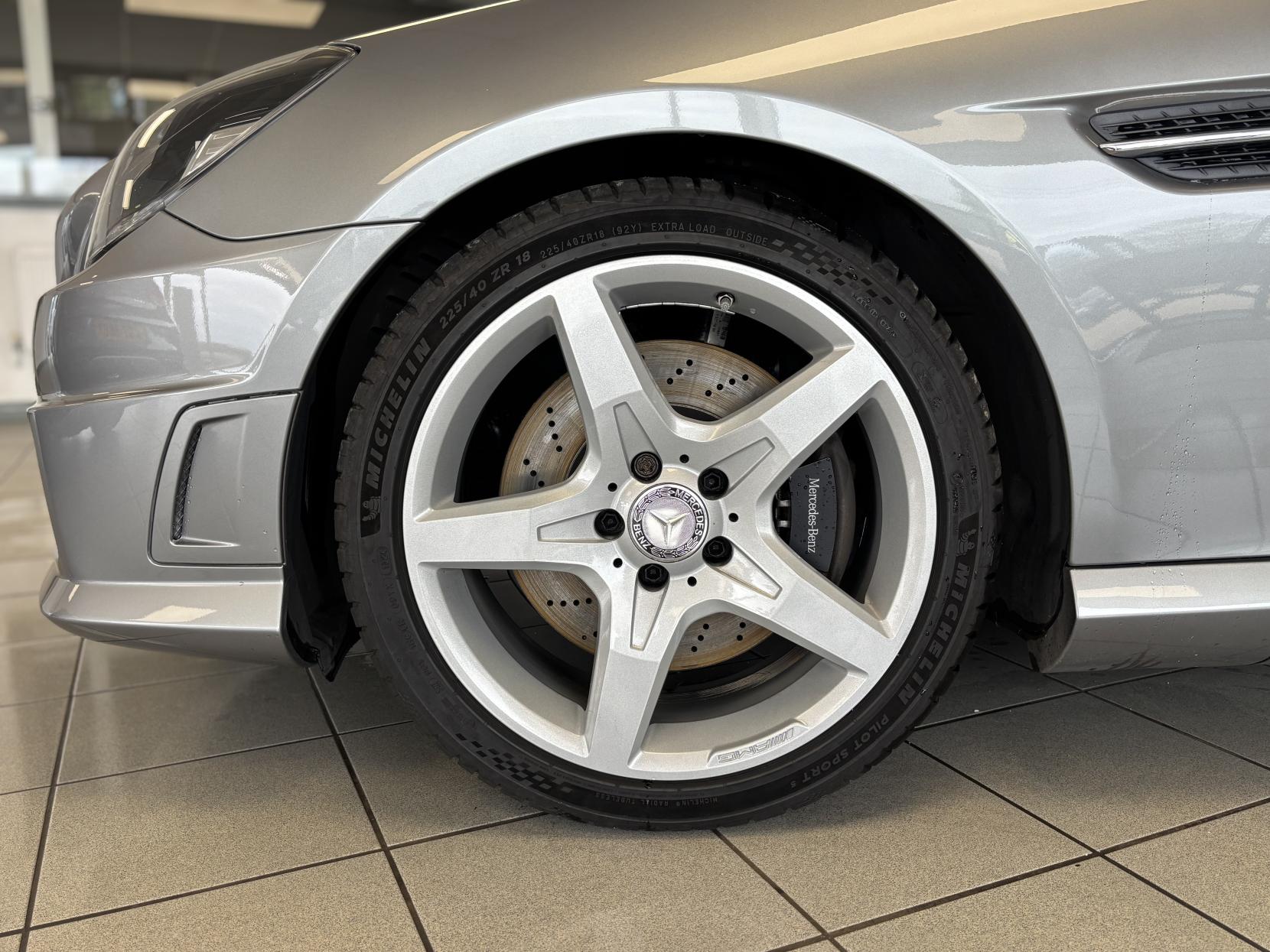 Mercedes-Benz SLK 1.8 SLK200 AMG Sport Convertible 2dr Petrol G-Tronic+ Euro 5 (s/s) (184 ps)